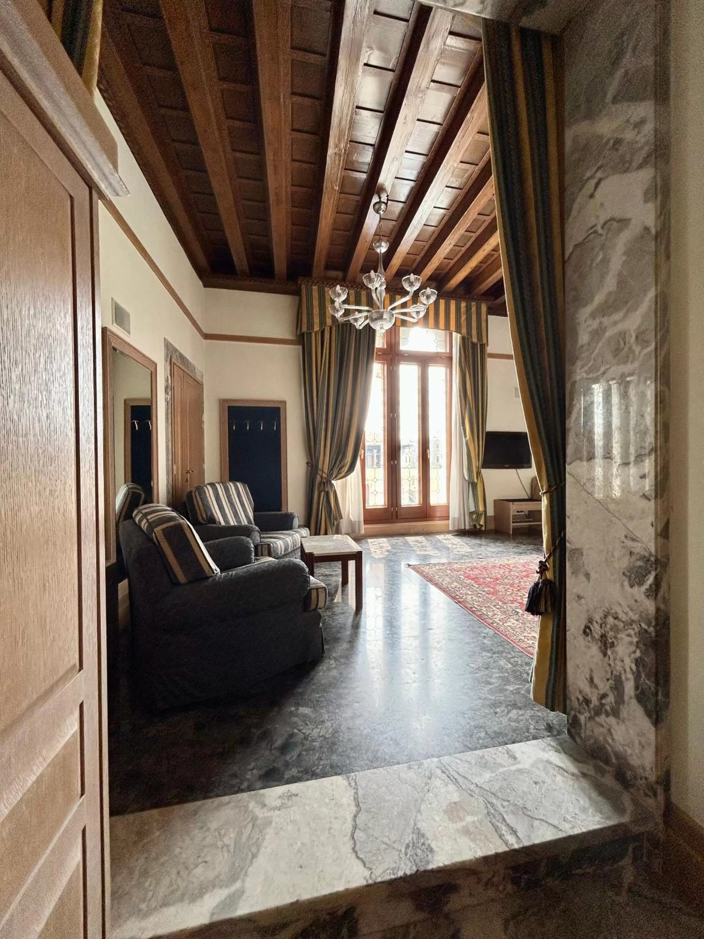 Living room in Foscari Palace