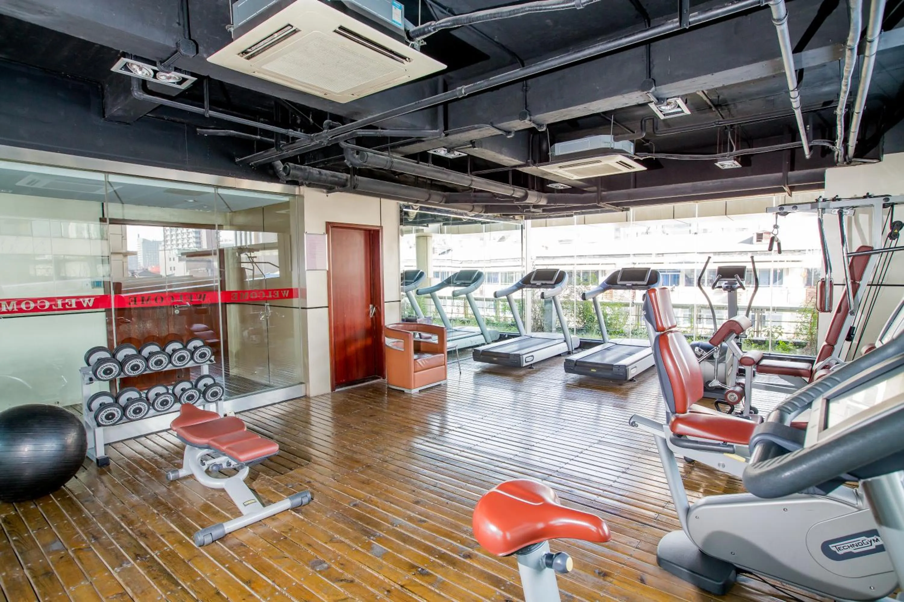 Fitness centre/facilities in Westlake 7 Service Apartment