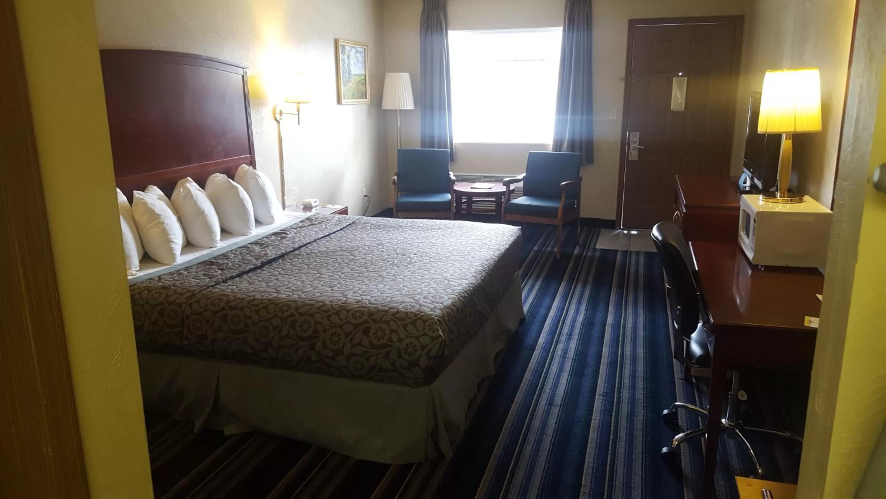 Bed in Days Inn by Wyndham Branson/Near the Strip