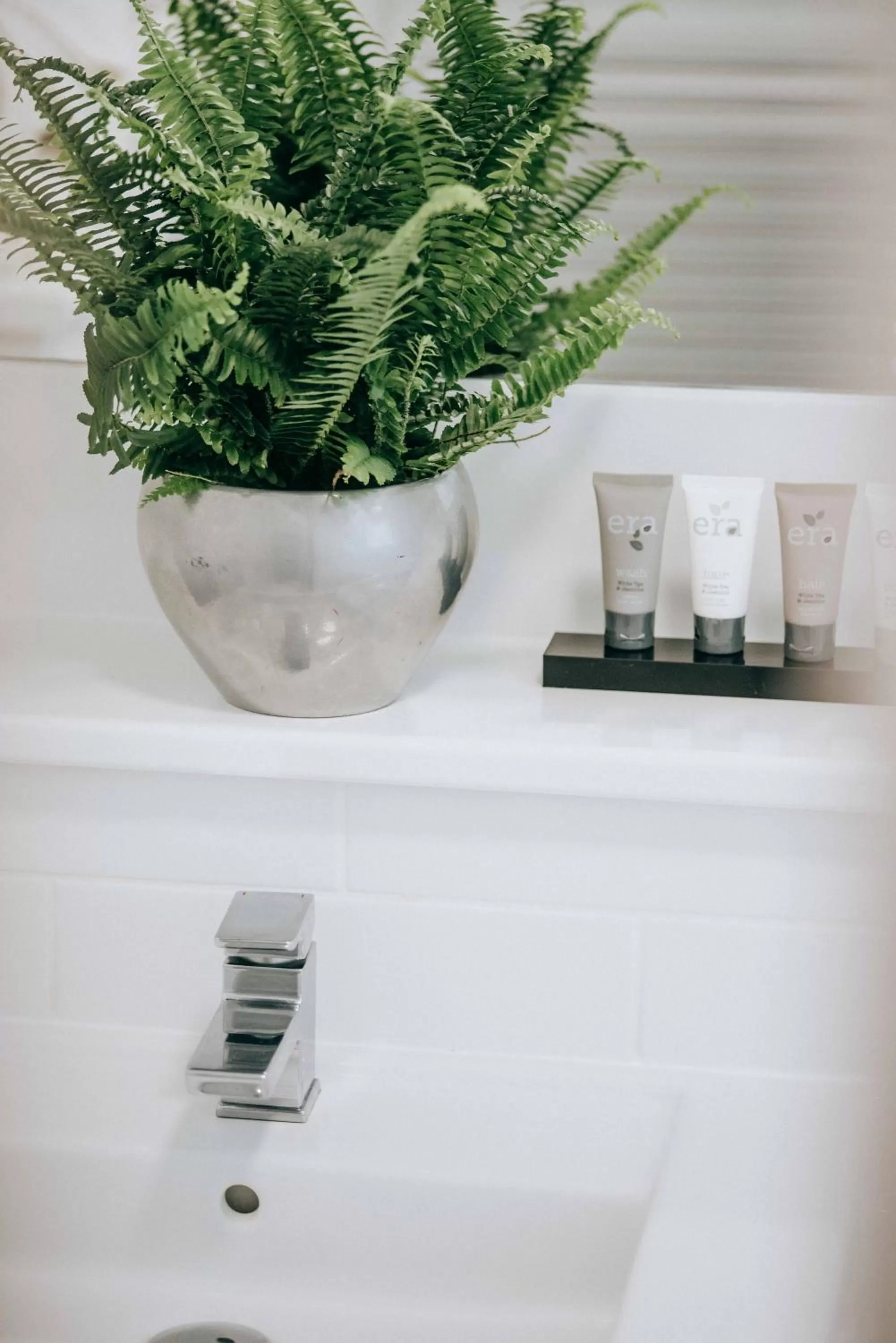Bathroom in Flackley Ash Country House Hotel