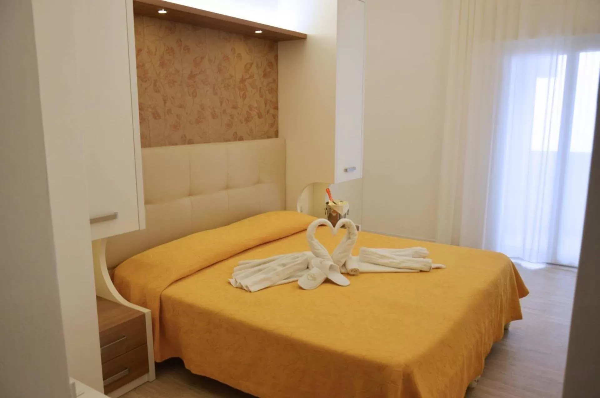 Photo of the whole room, Bed in Eurhotel