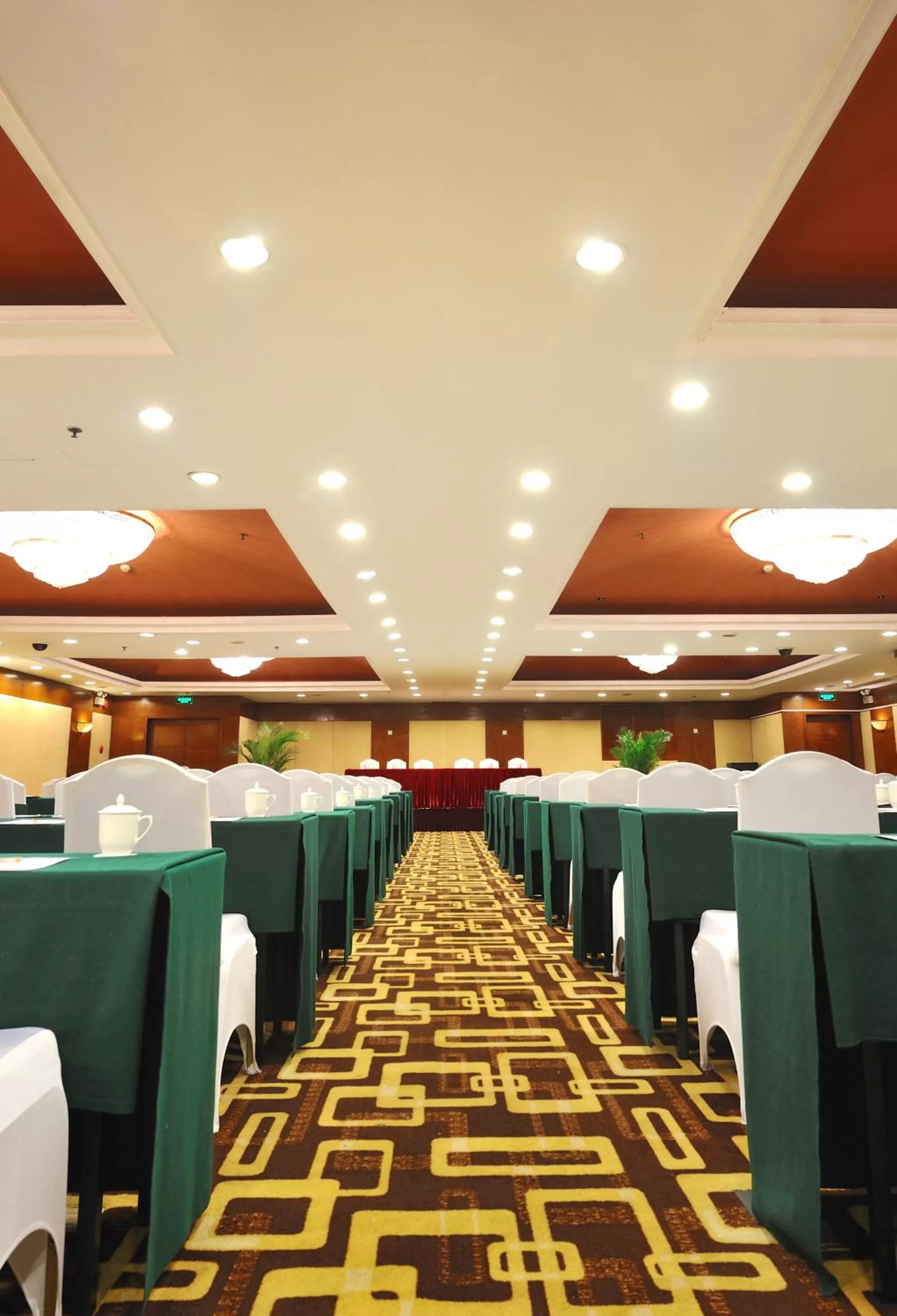 Business facilities in Beijing XinQiao Hotel