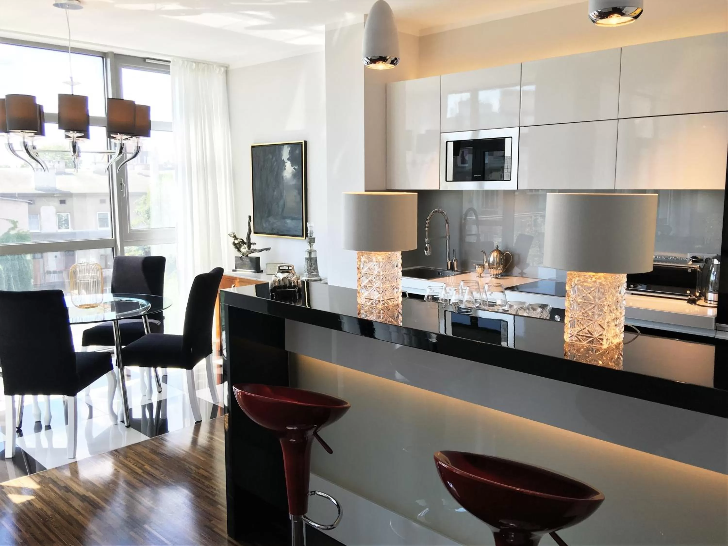 Kitchen or kitchenette in MONDRIAN Luxury Apartments Old Town