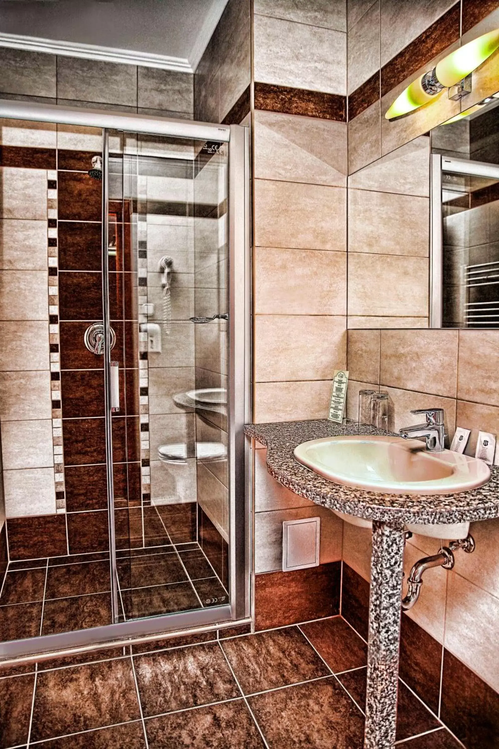 Deluxe Twin Room in Lugas Hotel Deluxe Twin Room in Lugas Hotel