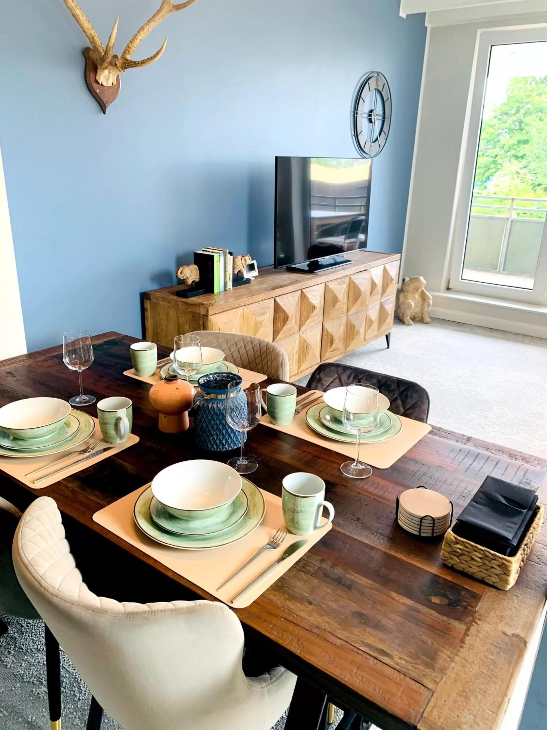 Dining Area in BESOTEL Mettmann