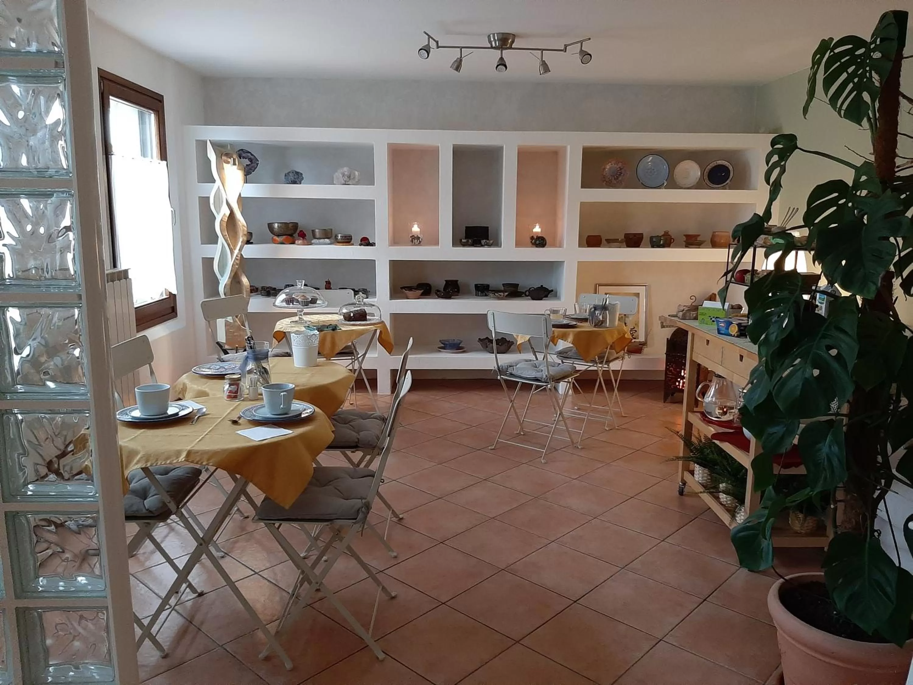 Breakfast in cà bianca