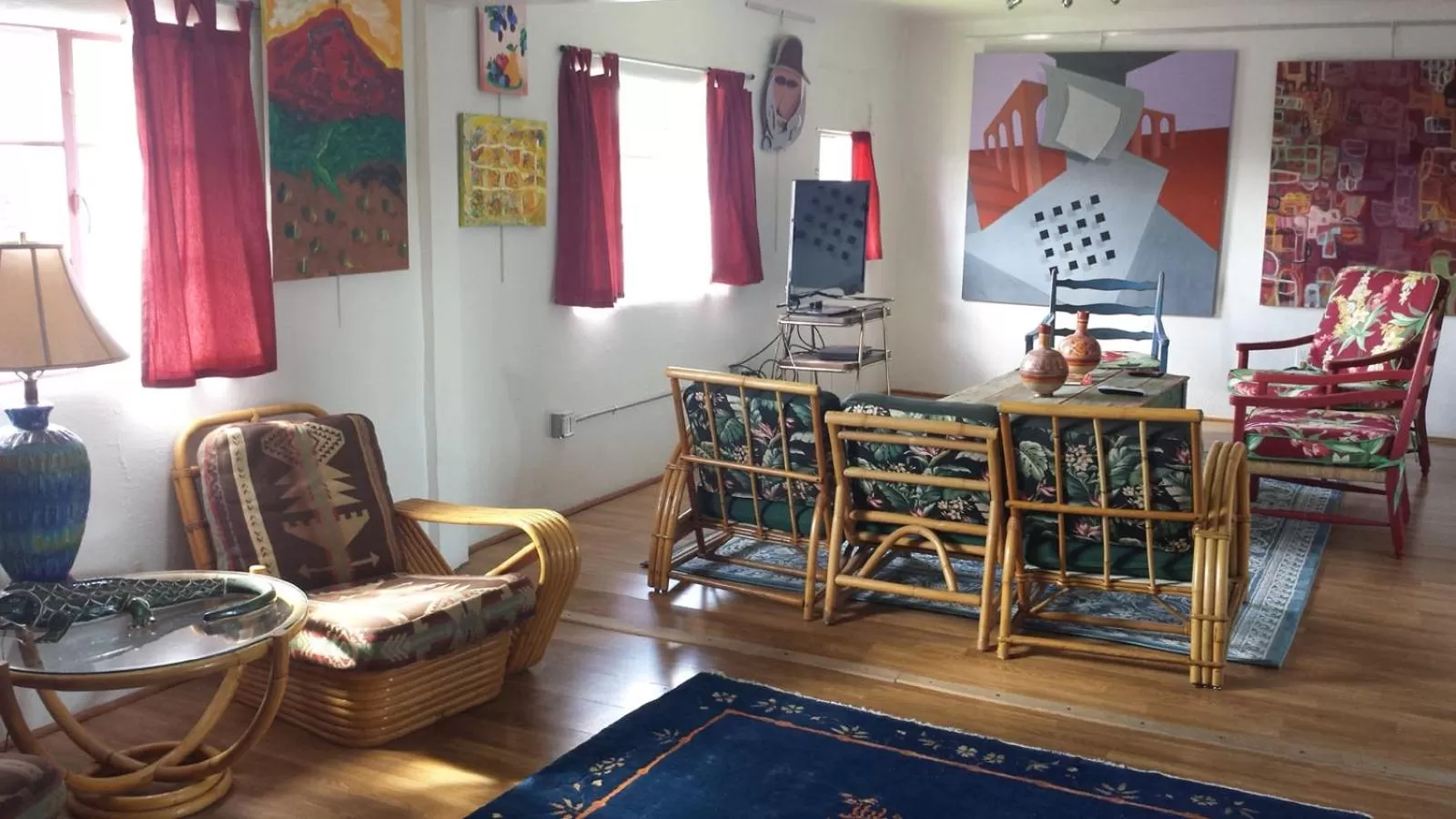 Seating Area in Pelican Spa