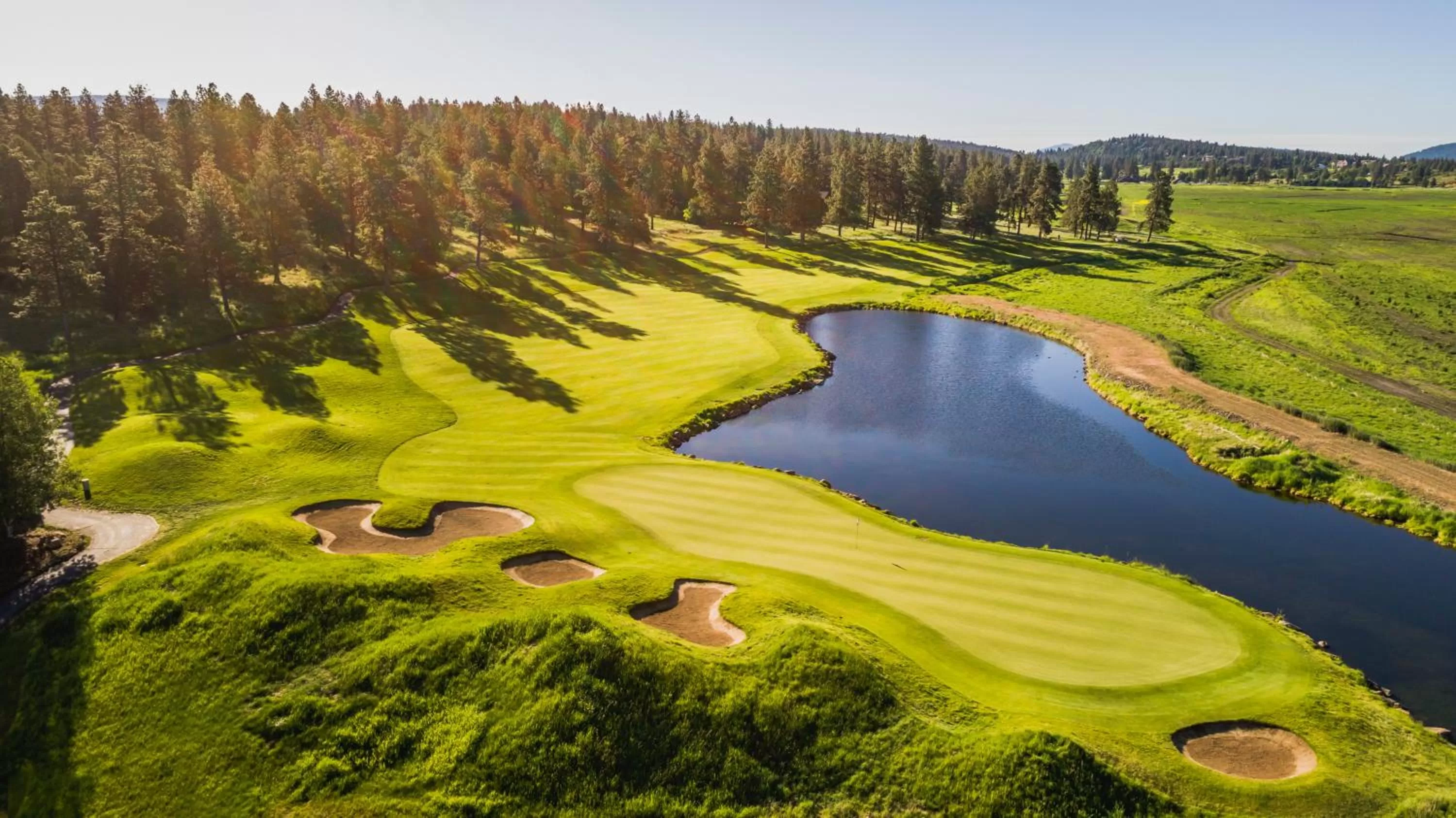 Golfcourse in Running Y Ranch Golf & Spa Resort