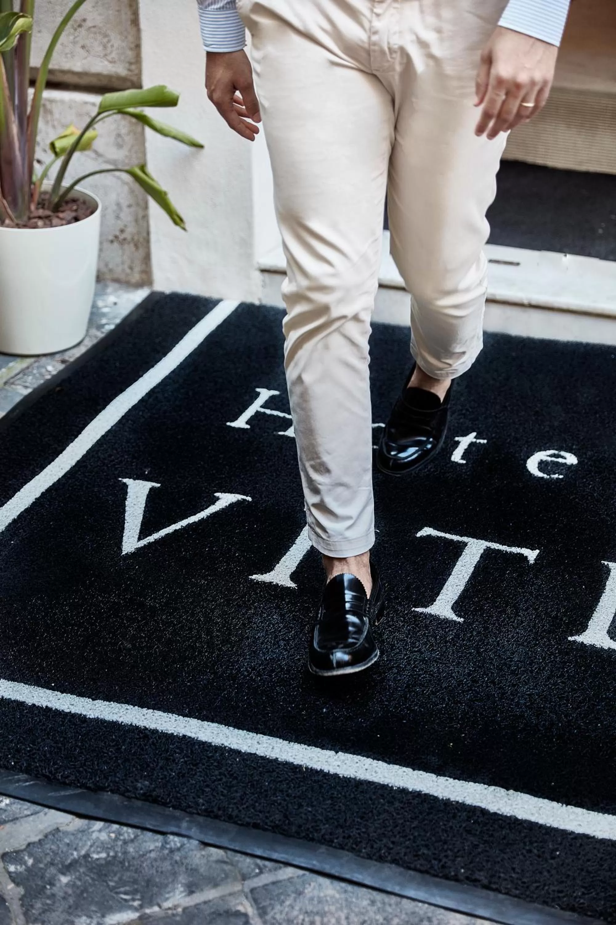 Facade/entrance in HOTEL VITE - By Naman Hotellerie