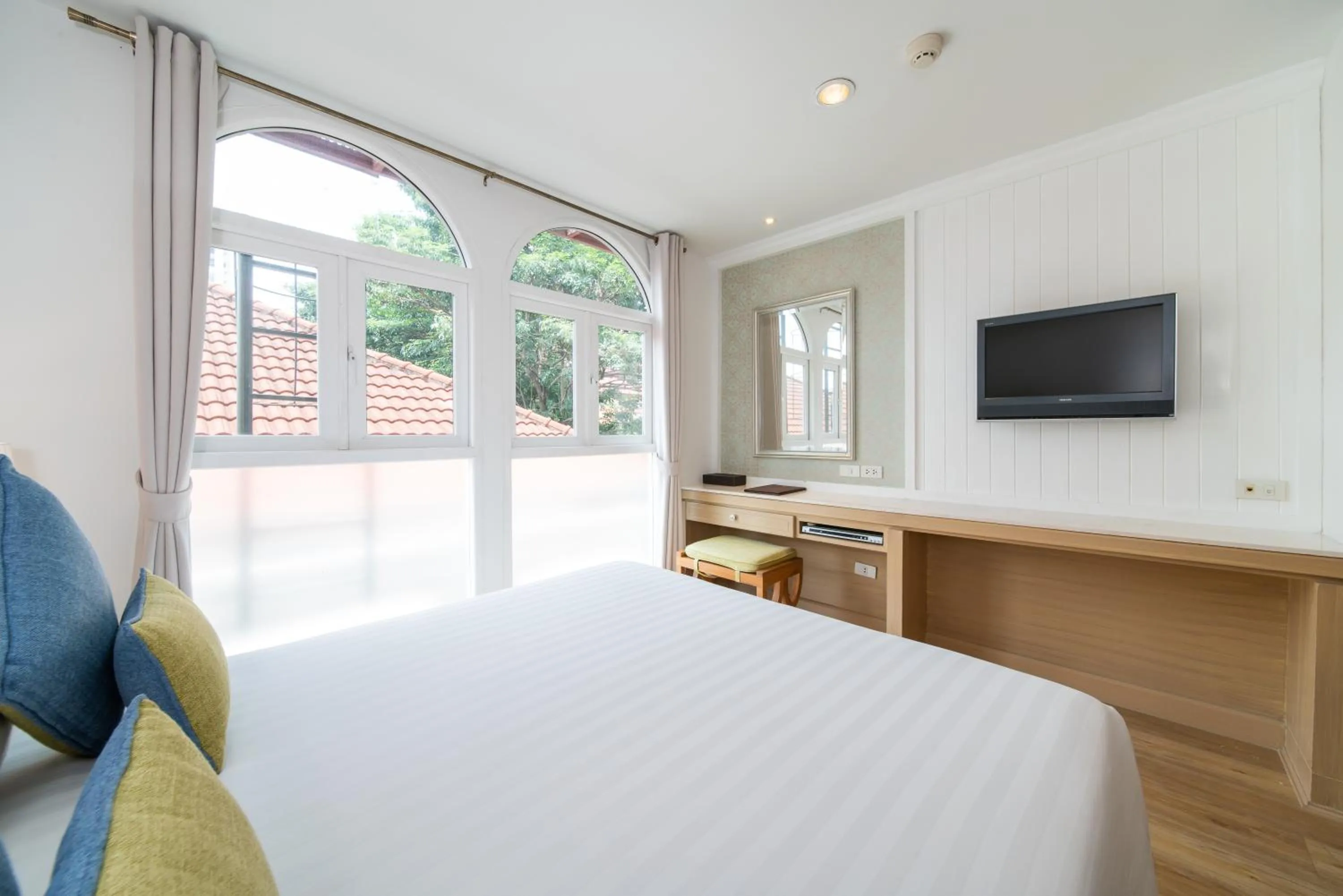 Bed in La Petite Salil Sukhumvit 8