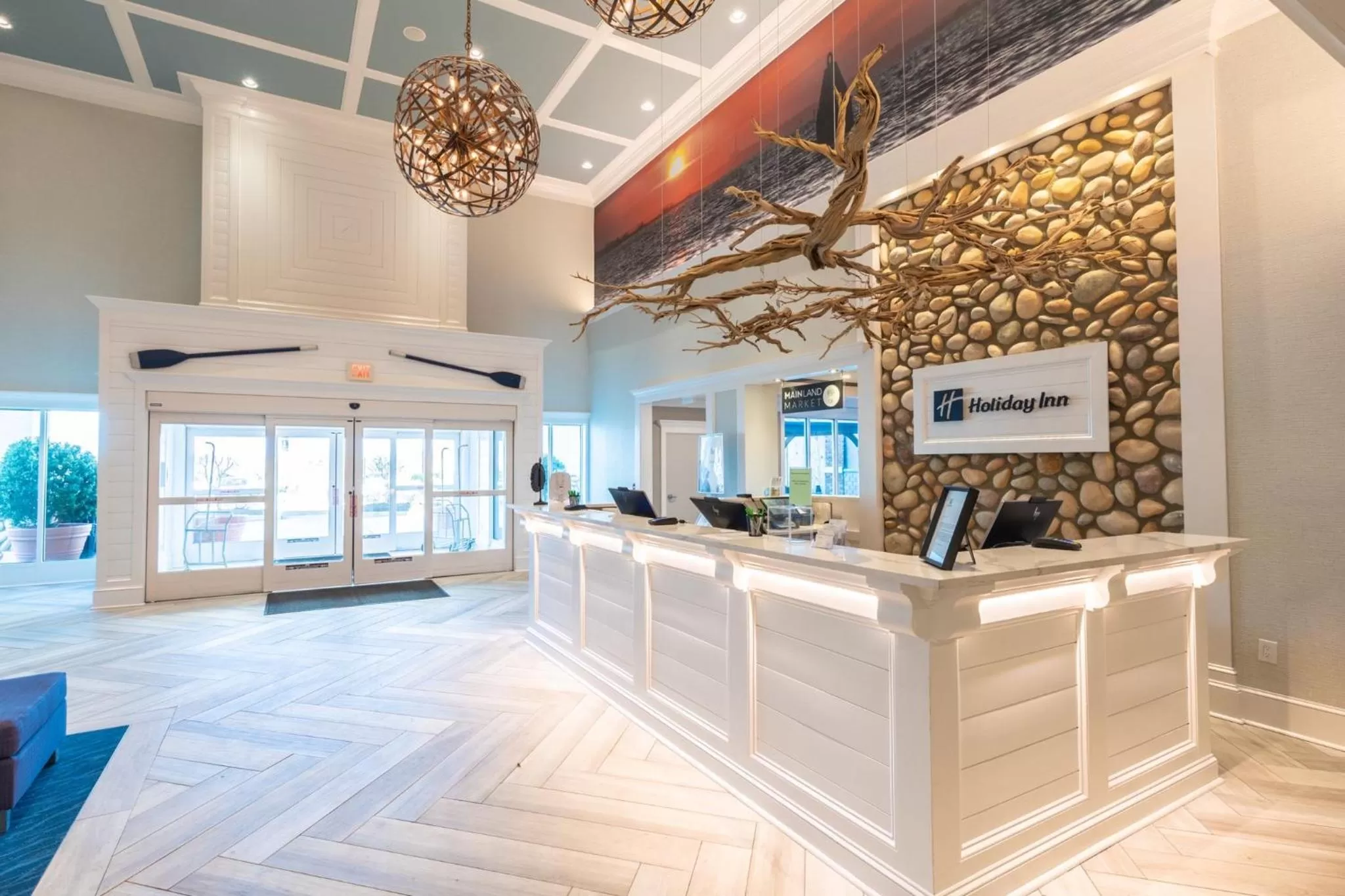 Property building in Holiday Inn Manahawkin/Long Beach Island by IHG