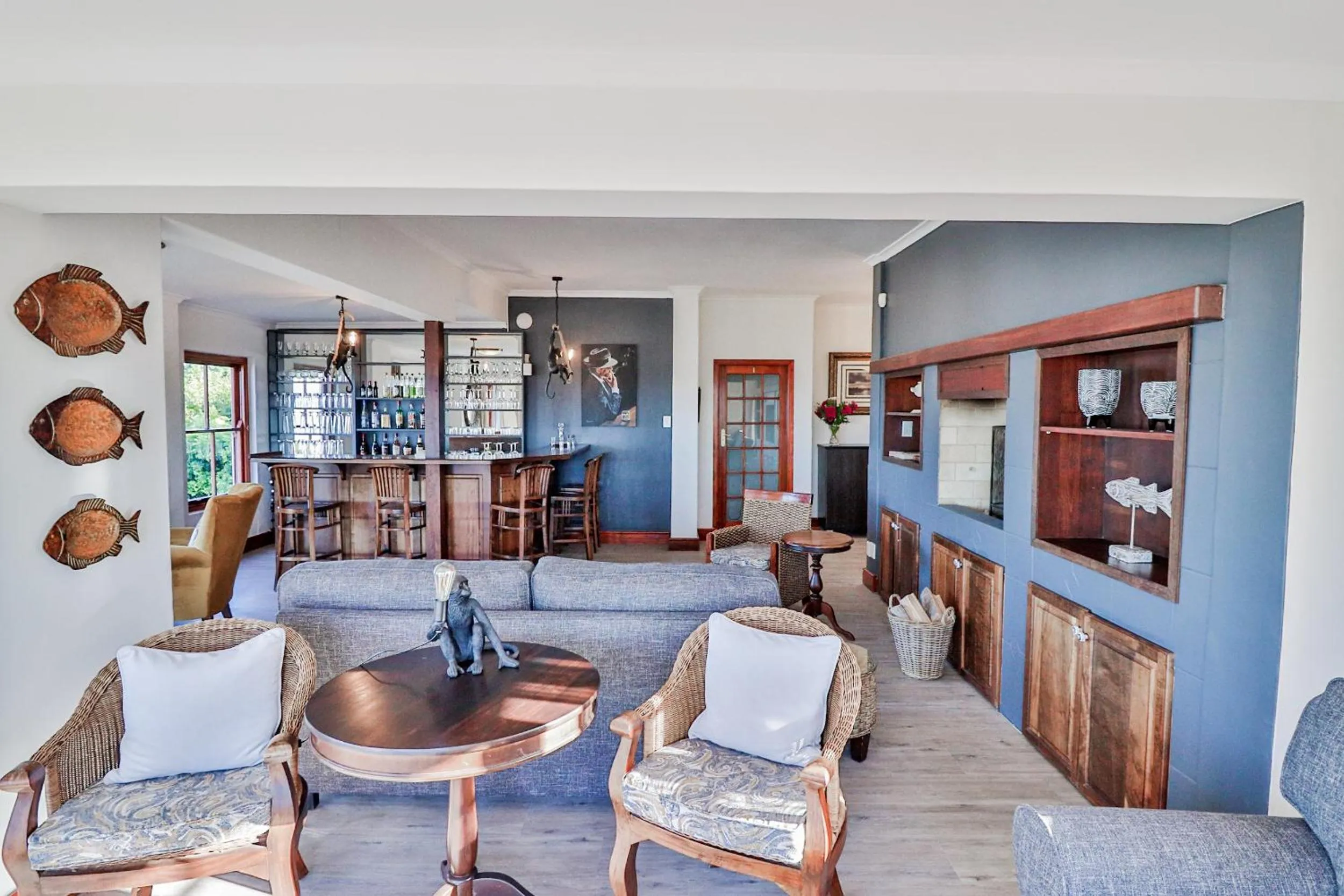 Lounge or bar in Lavender Manor Guest Lodge