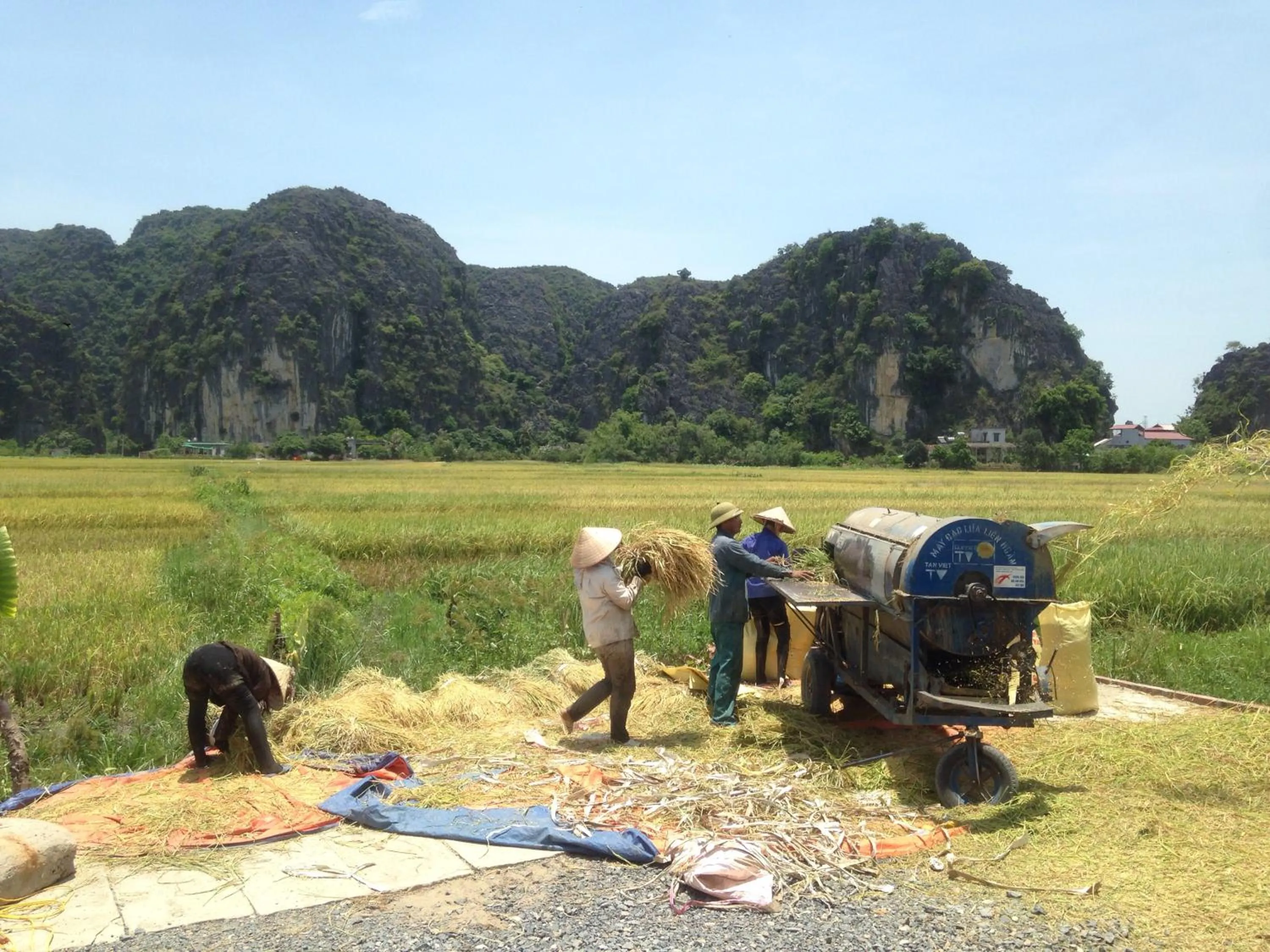 People in Tam Coc Mountain View Homestay