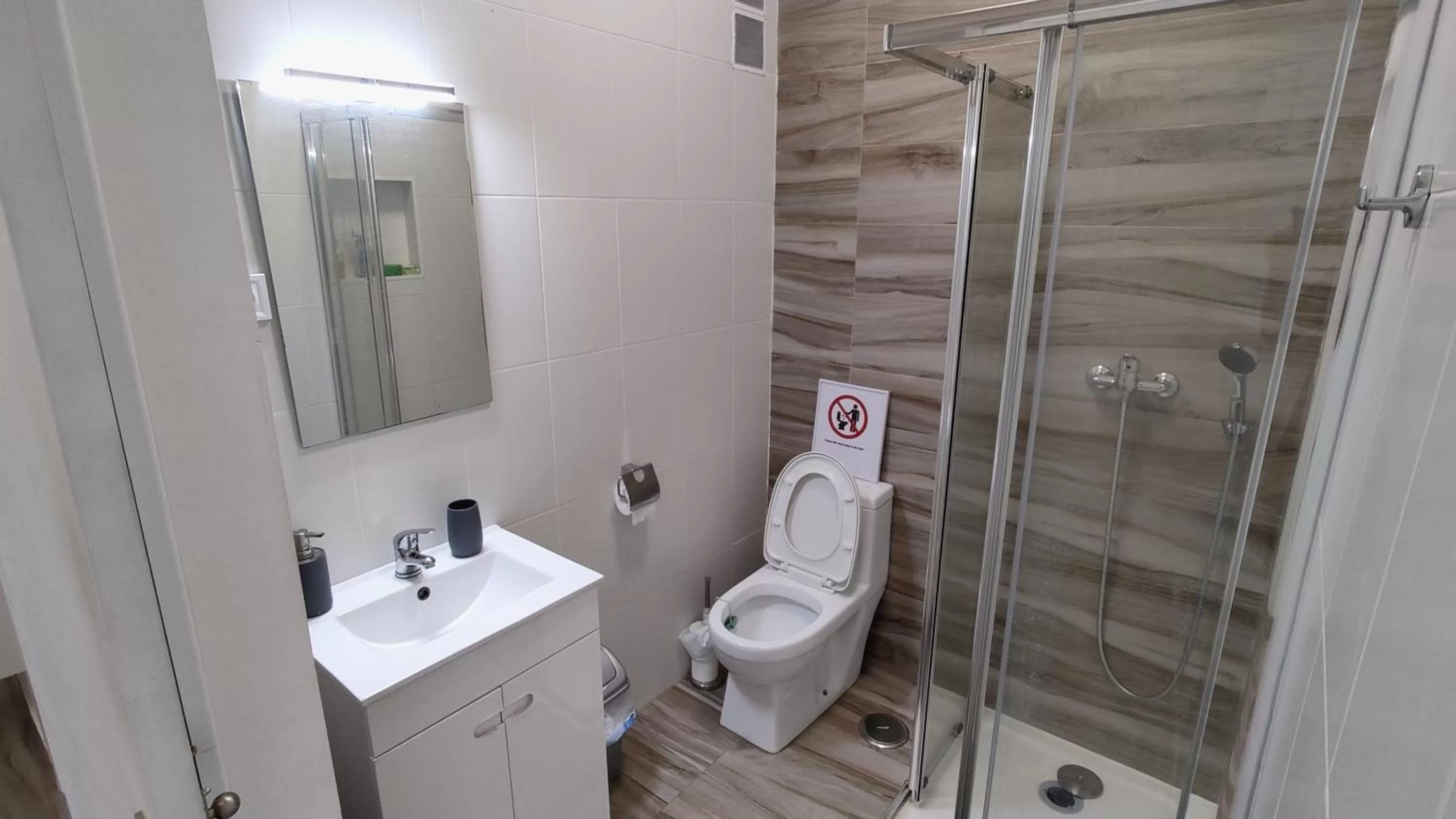 Shower, Bathroom in Costa Paradise Beach