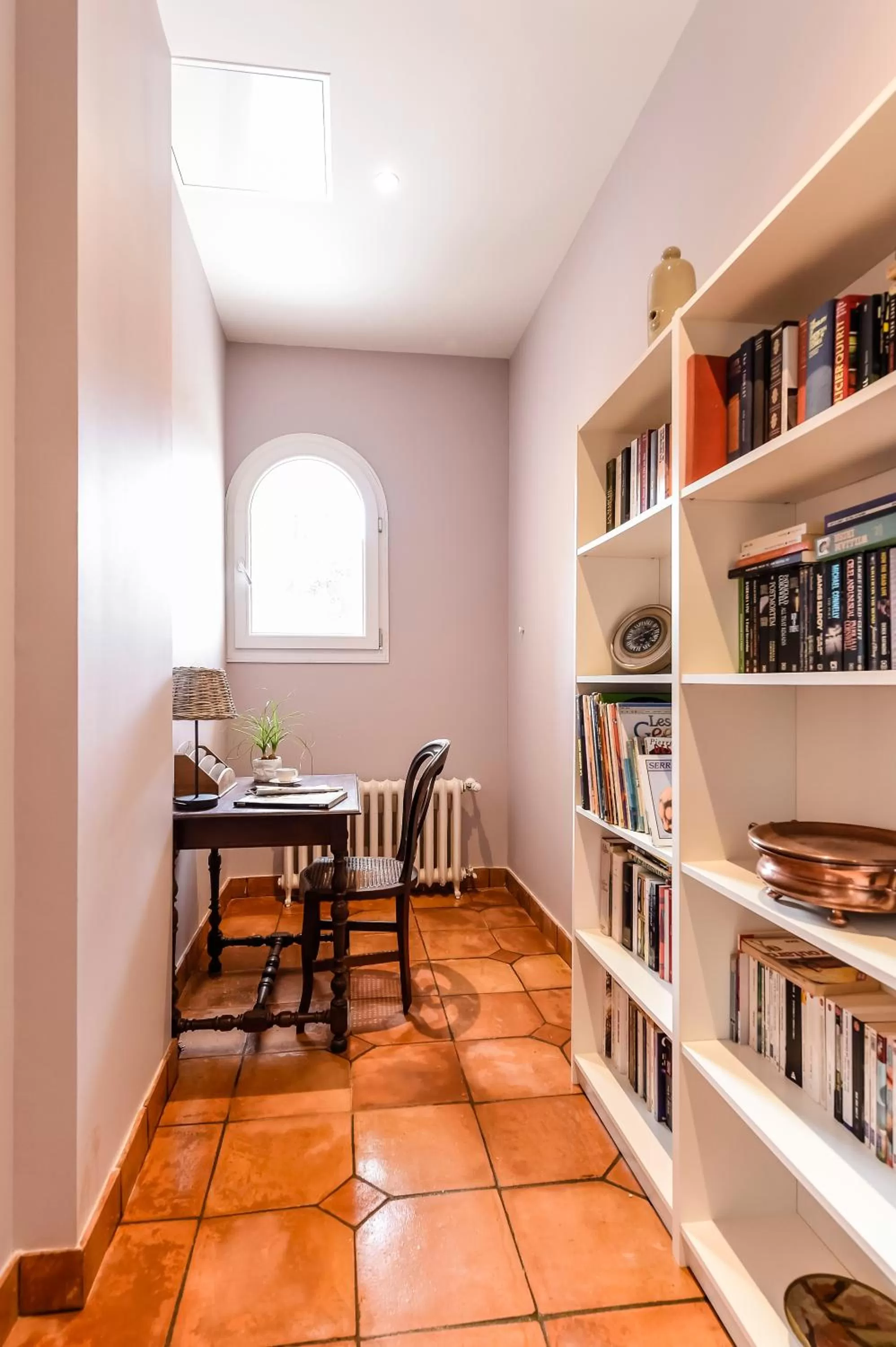 Library, Dining Area in Domaine verte vallée