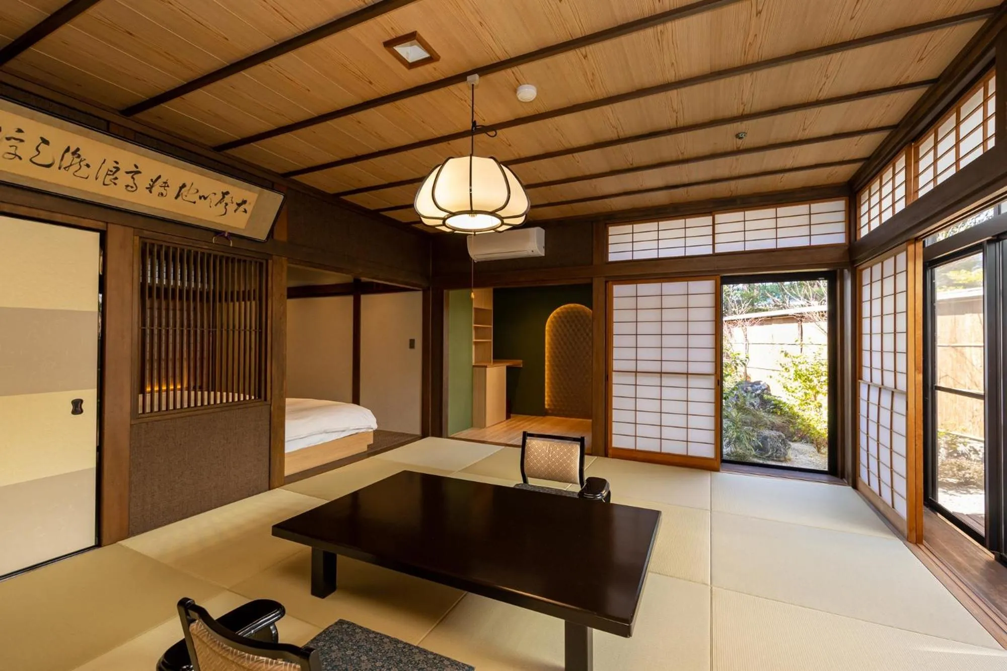 Photo of the whole room, Bed in Hagi No Yado Tomoe