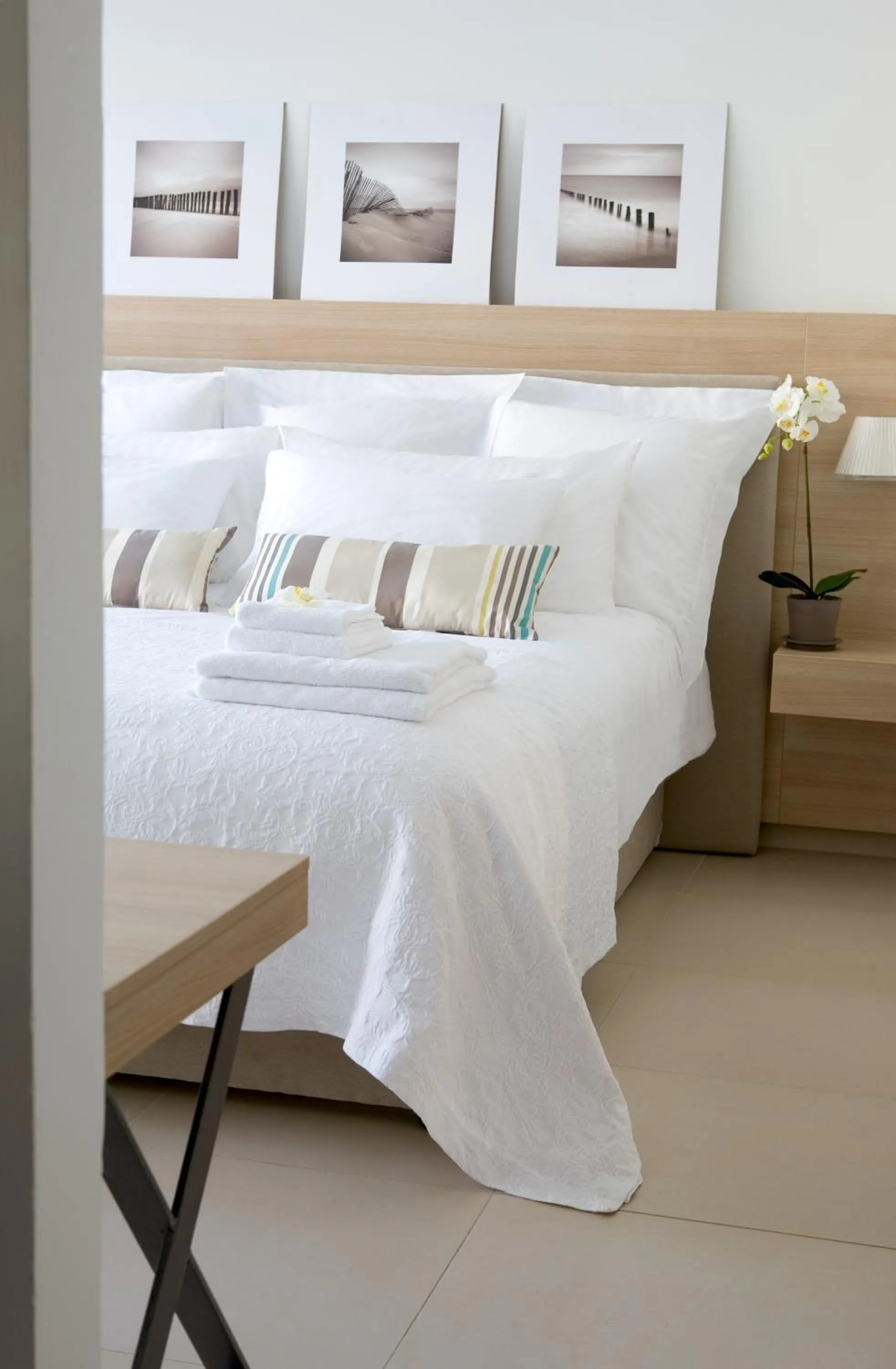 Bed in Sandy Beach Hotel & Spa - ex Sentido