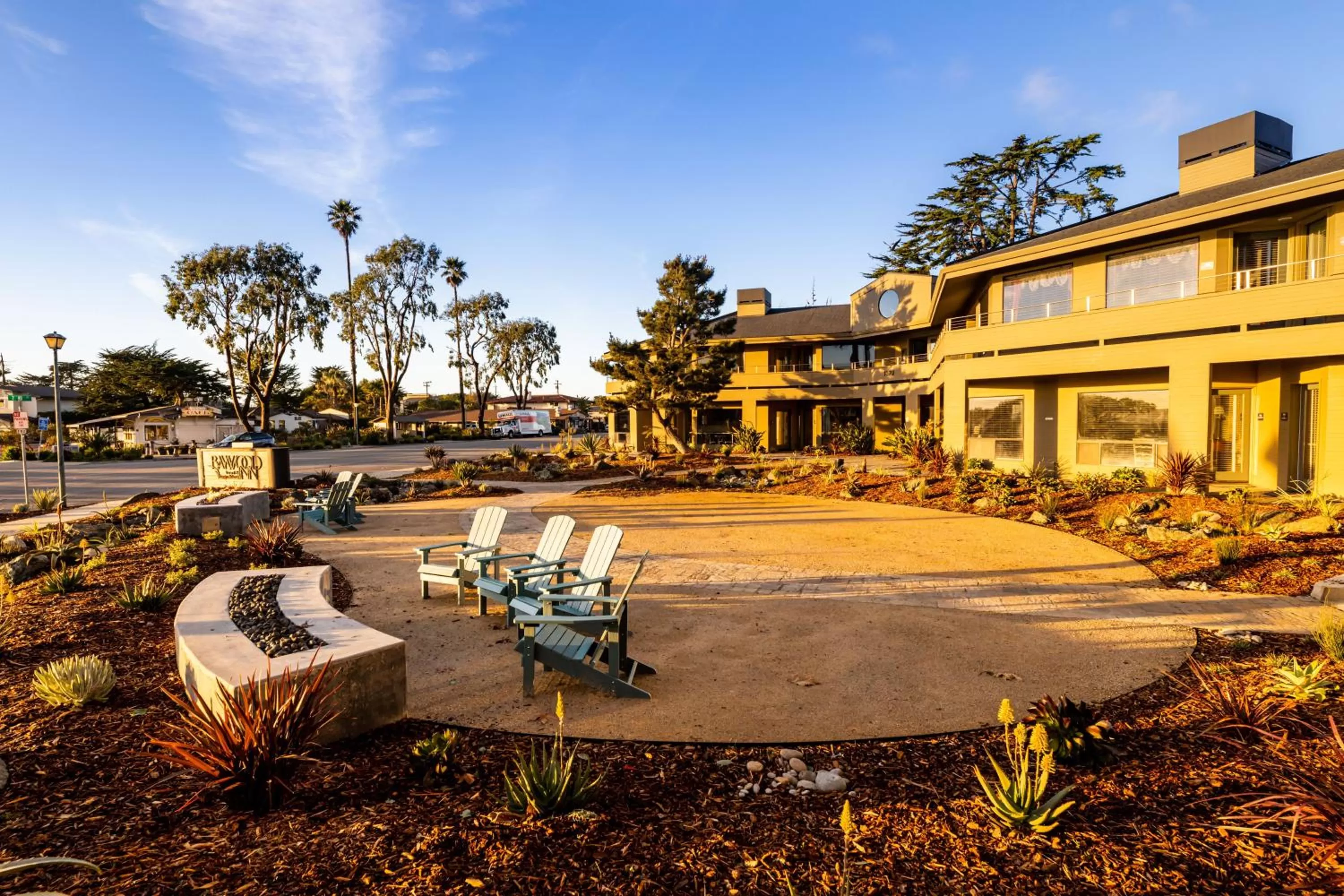 Property building in Baywood Inn Bed & Breakfast