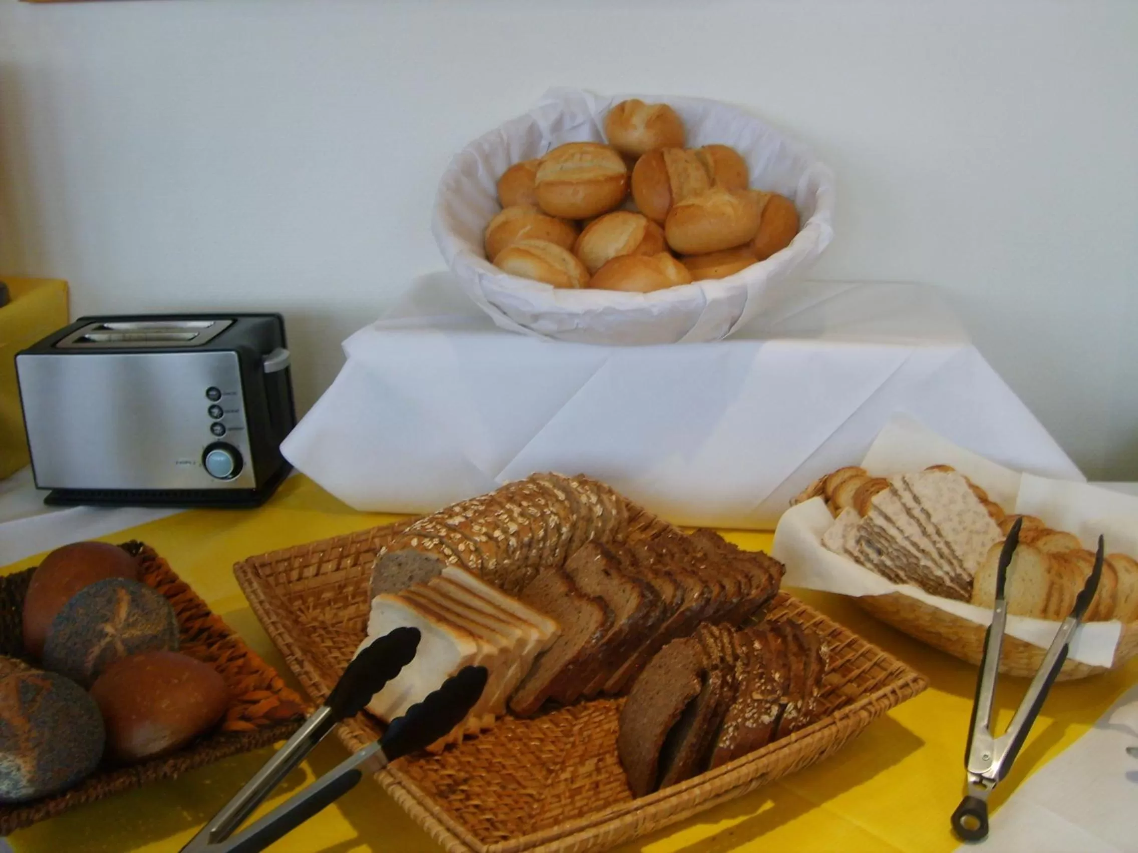 Food in City Hotel by celina