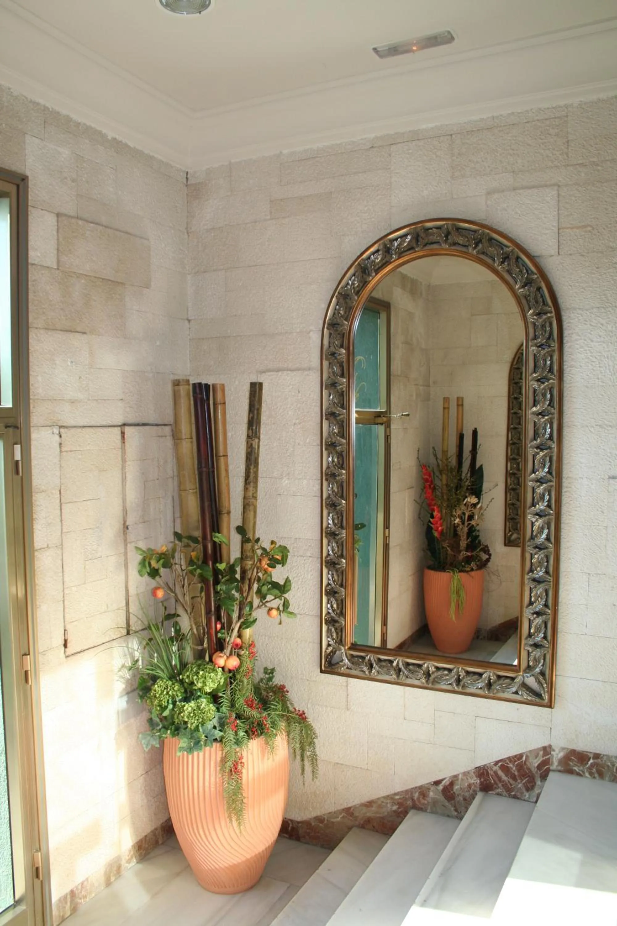 Area and facilities in Hotel Restaurante El Valles 4 ESTRELLAS