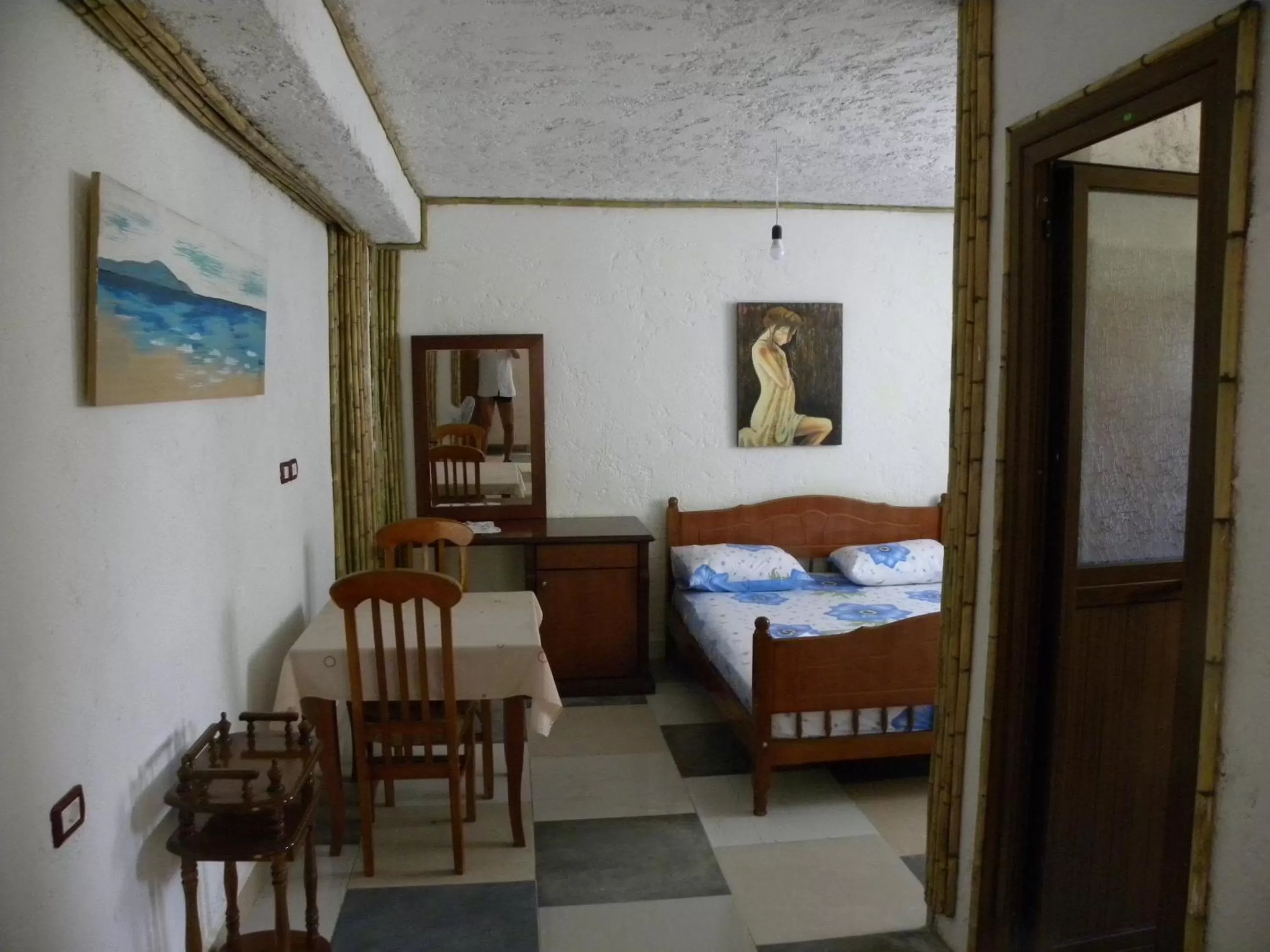 Photo of the whole room, Bed in Maxola's Dream Orikum