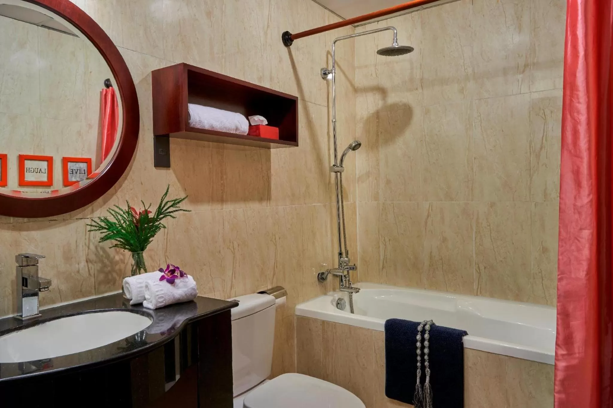 Bathroom in Prostyle Hotel Ho Chi Minh プロスタイルホテルホーチミン