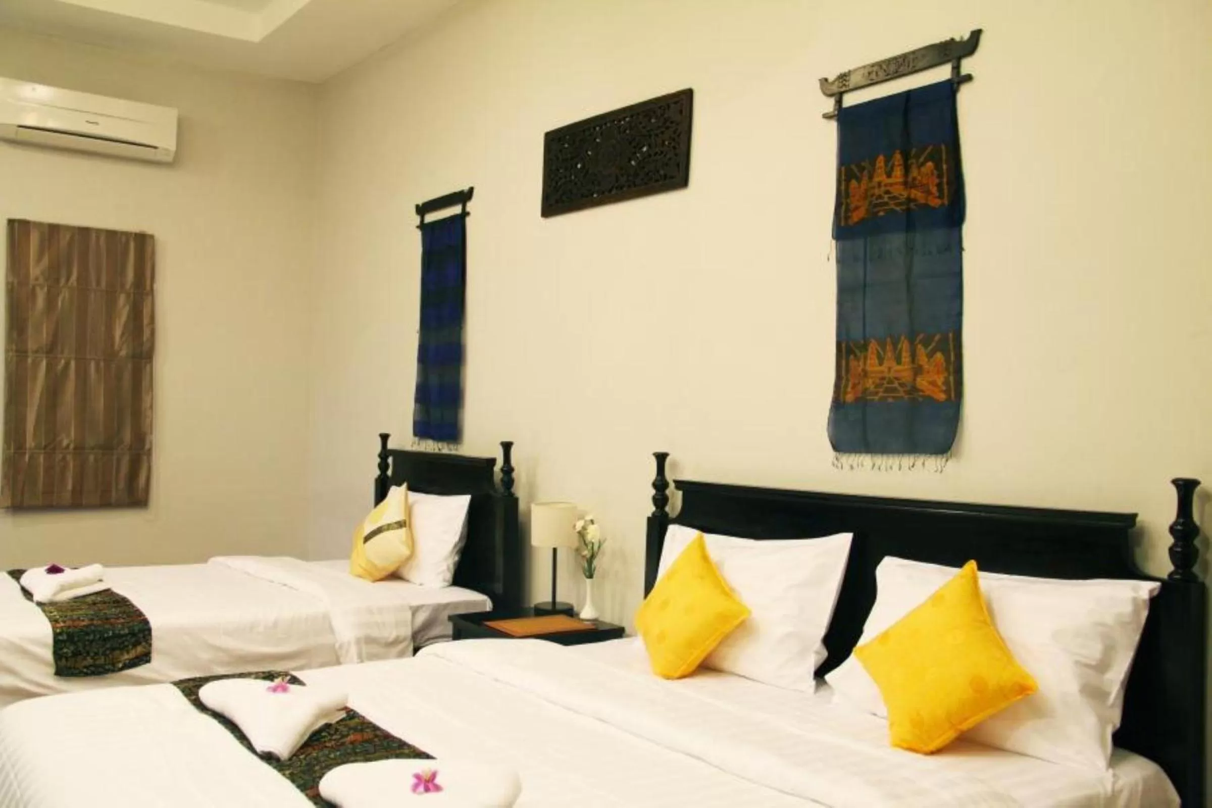 Bedroom, Bed in Cozy Boutique Hotel