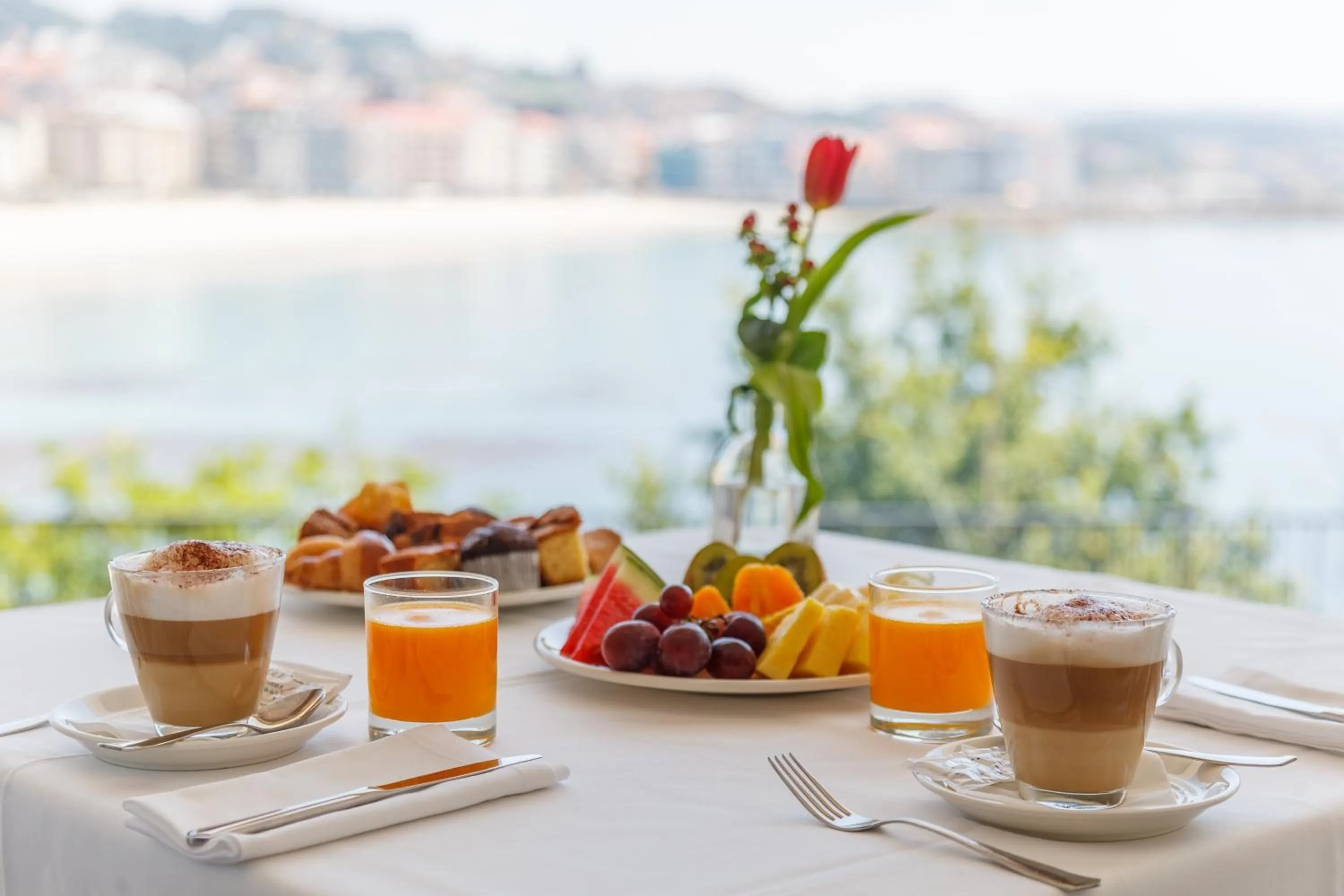 Food and drinks in Gran Talaso Hotel Sanxenxo