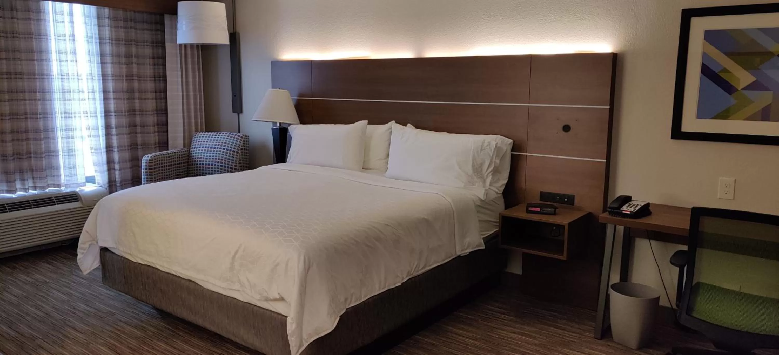 Photo of the whole room, Bed in Holiday Inn Express Hotel & Suites Dallas Fort Worth Airport South by IHG