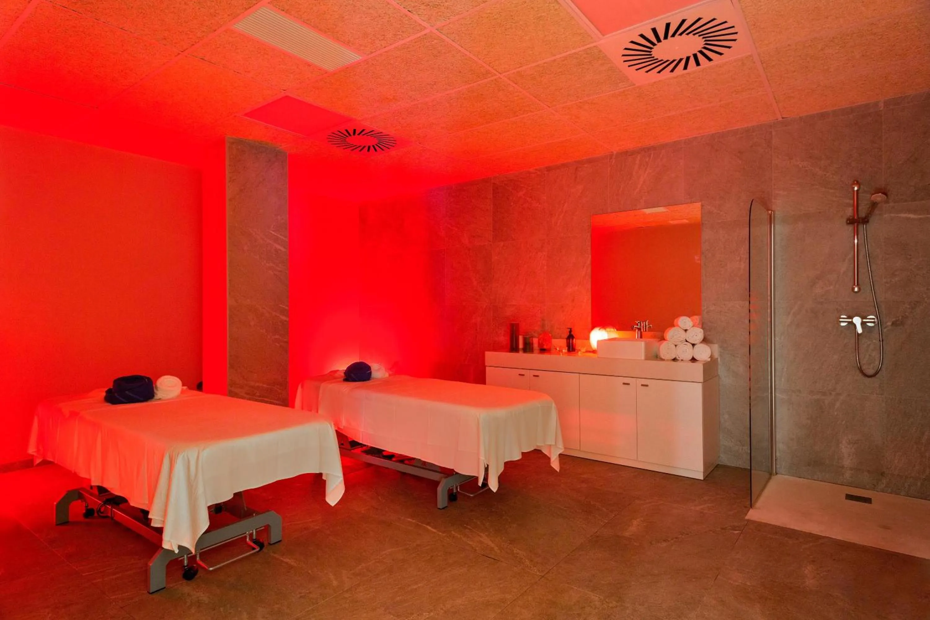Spa and wellness centre/facilities in Hotel Best Costa Ballena