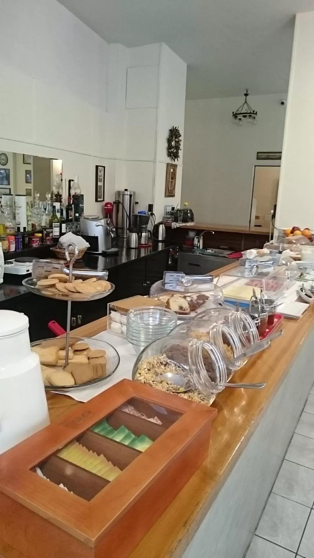 Breakfast in Adams Hotel