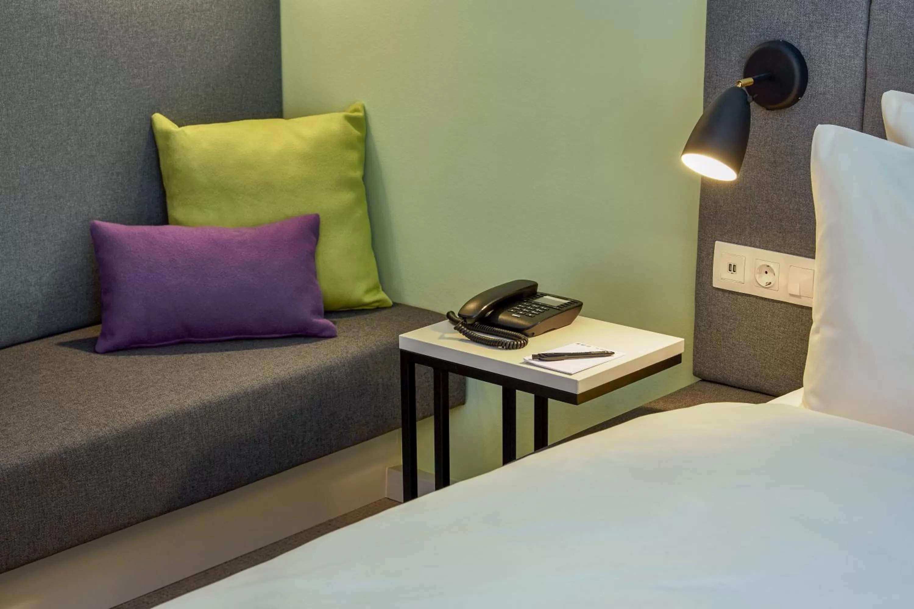 Photo of the whole room, Bed in H+ Hotel Wien