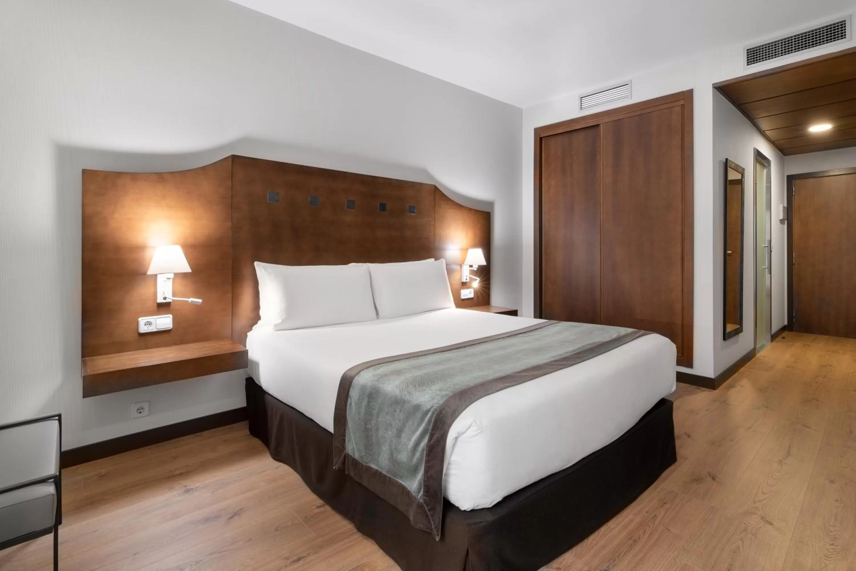 Bed in Exe Agora Cáceres