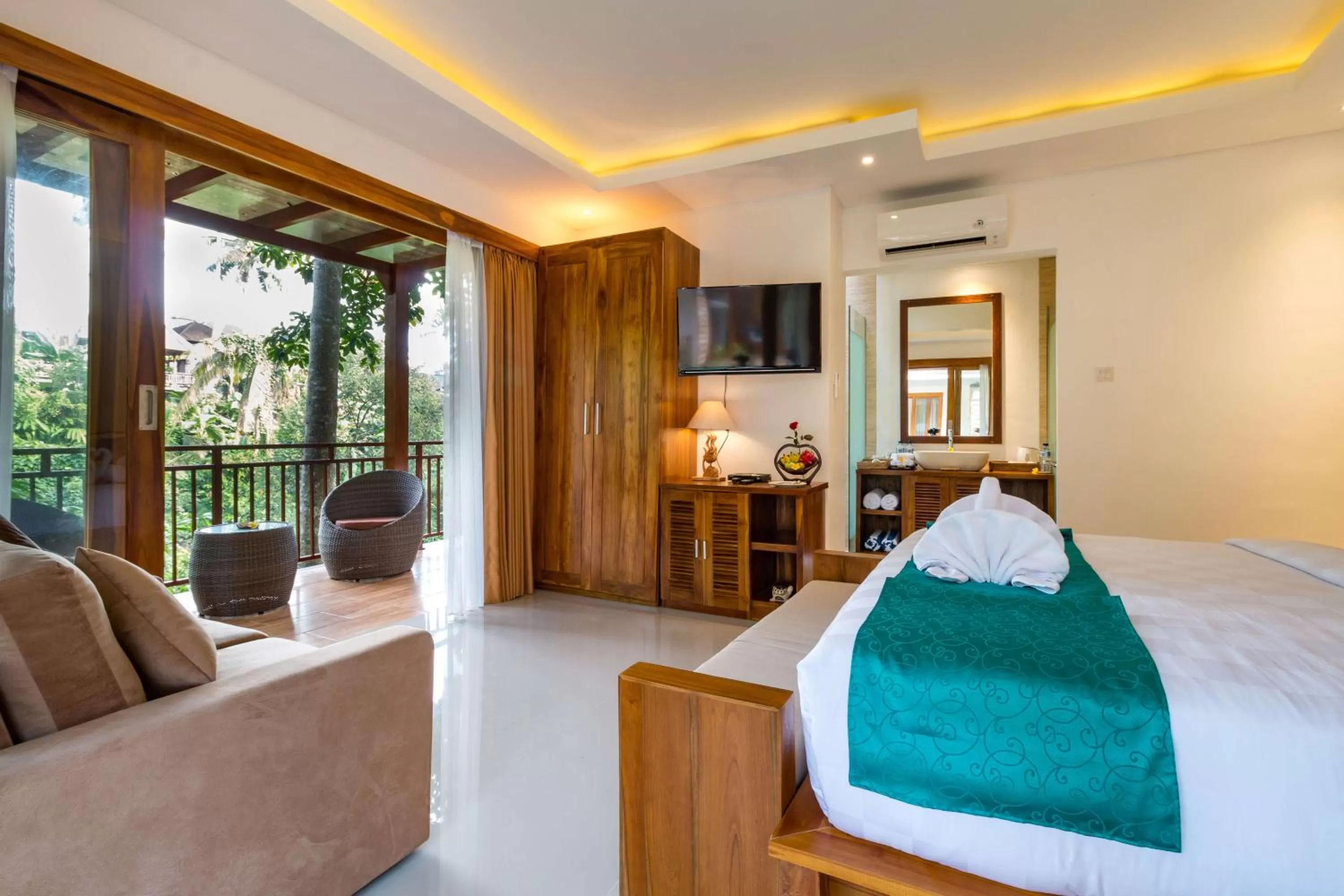 View (from property/room), Bed in The Pesaren Ubud