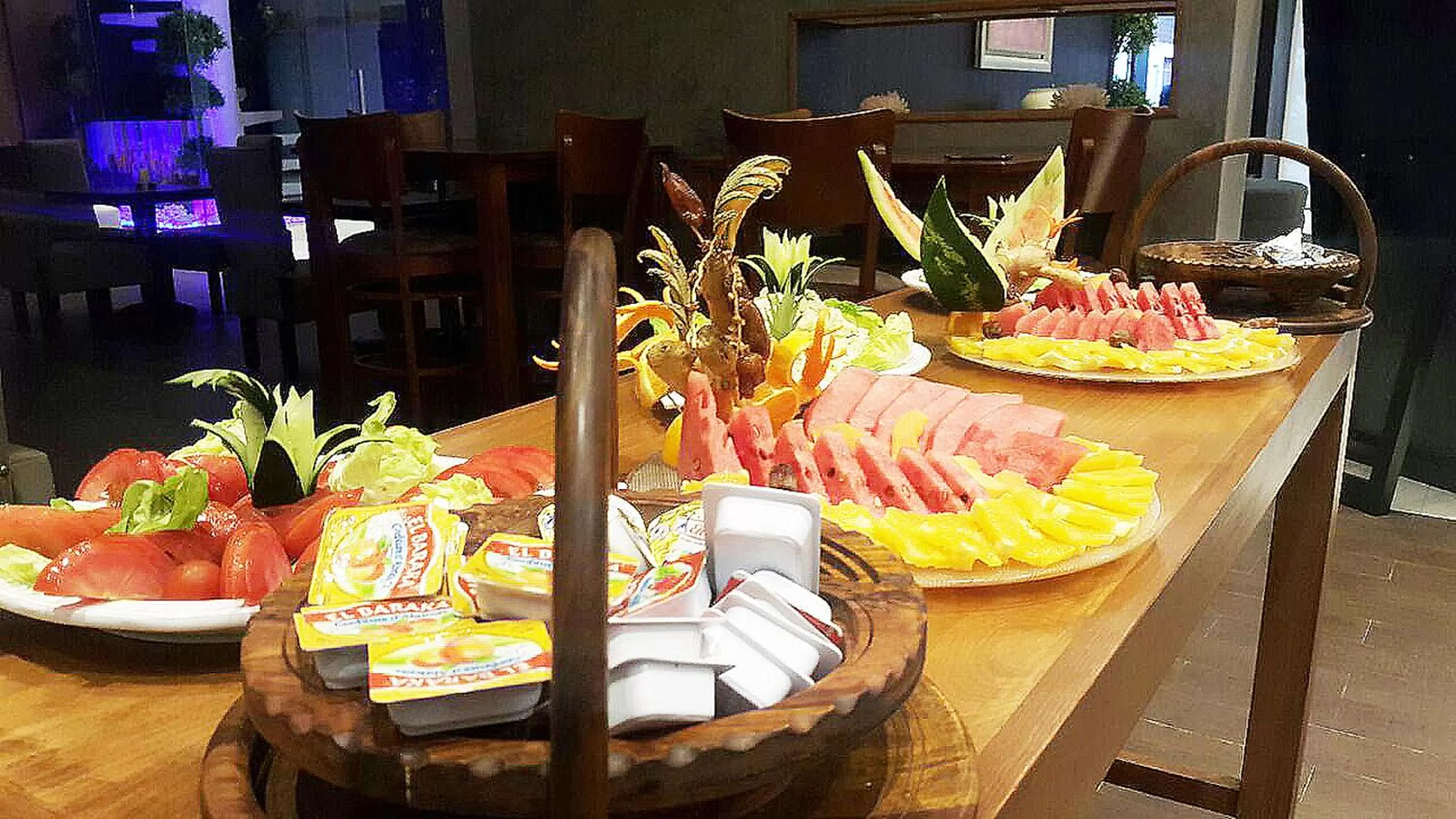 Restaurant/places to eat in The Seven Hotel