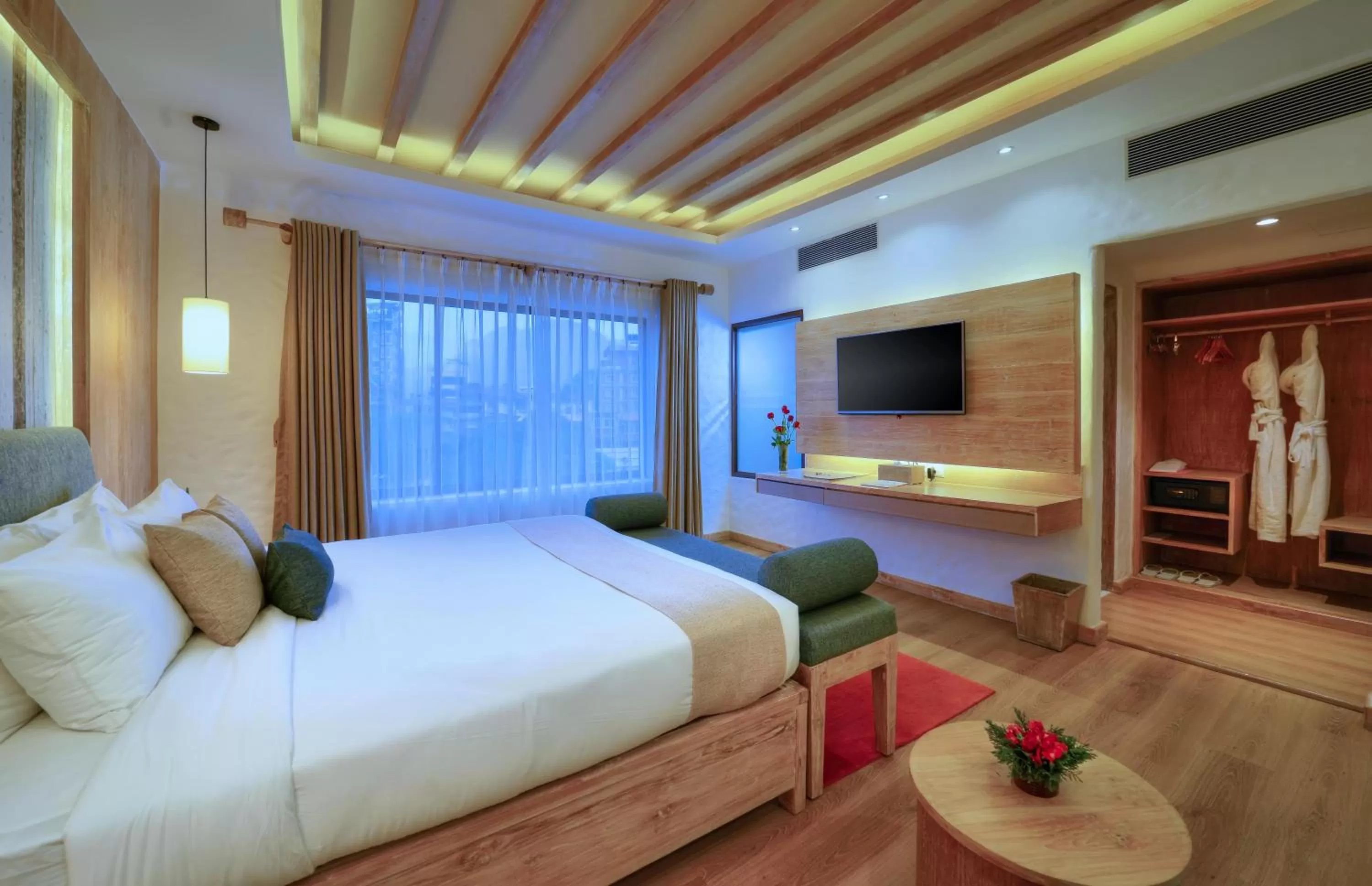 TV and multimedia, Bed in Hotel Barahi Pokhara