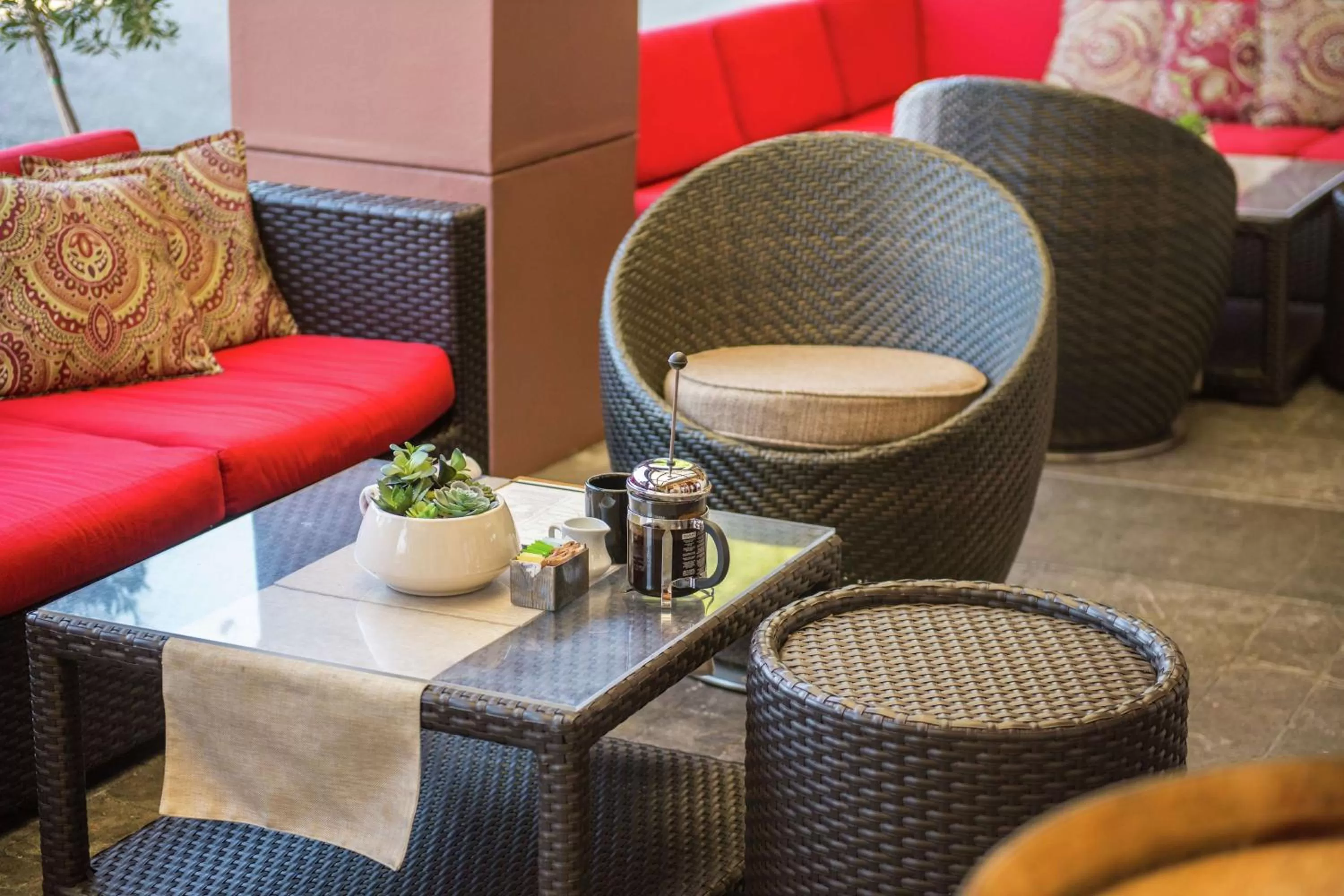 Restaurant/places to eat in Juniper Hotel Cupertino, Curio Collection by Hilton