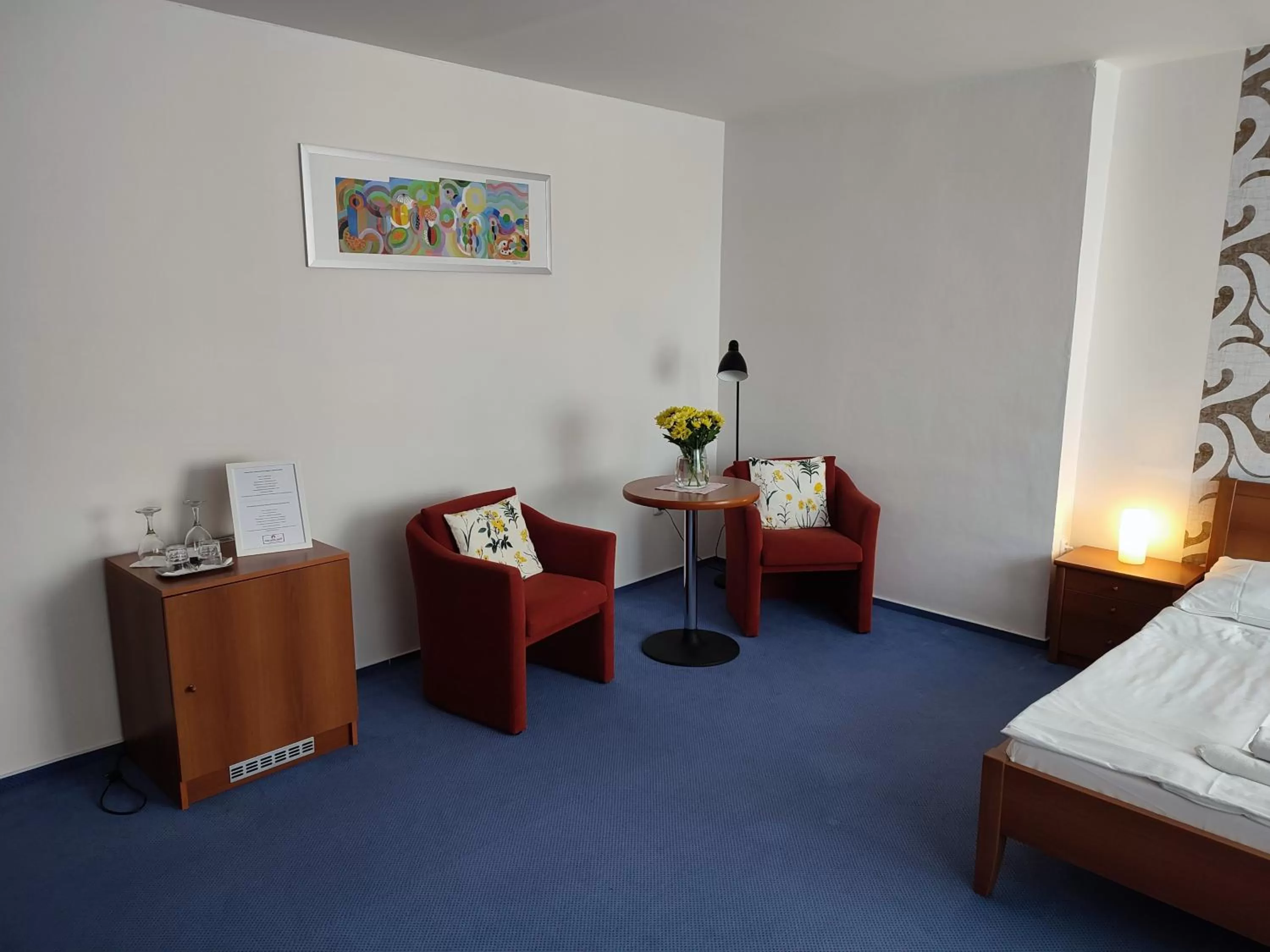 Bed in BEST Hotel Garni