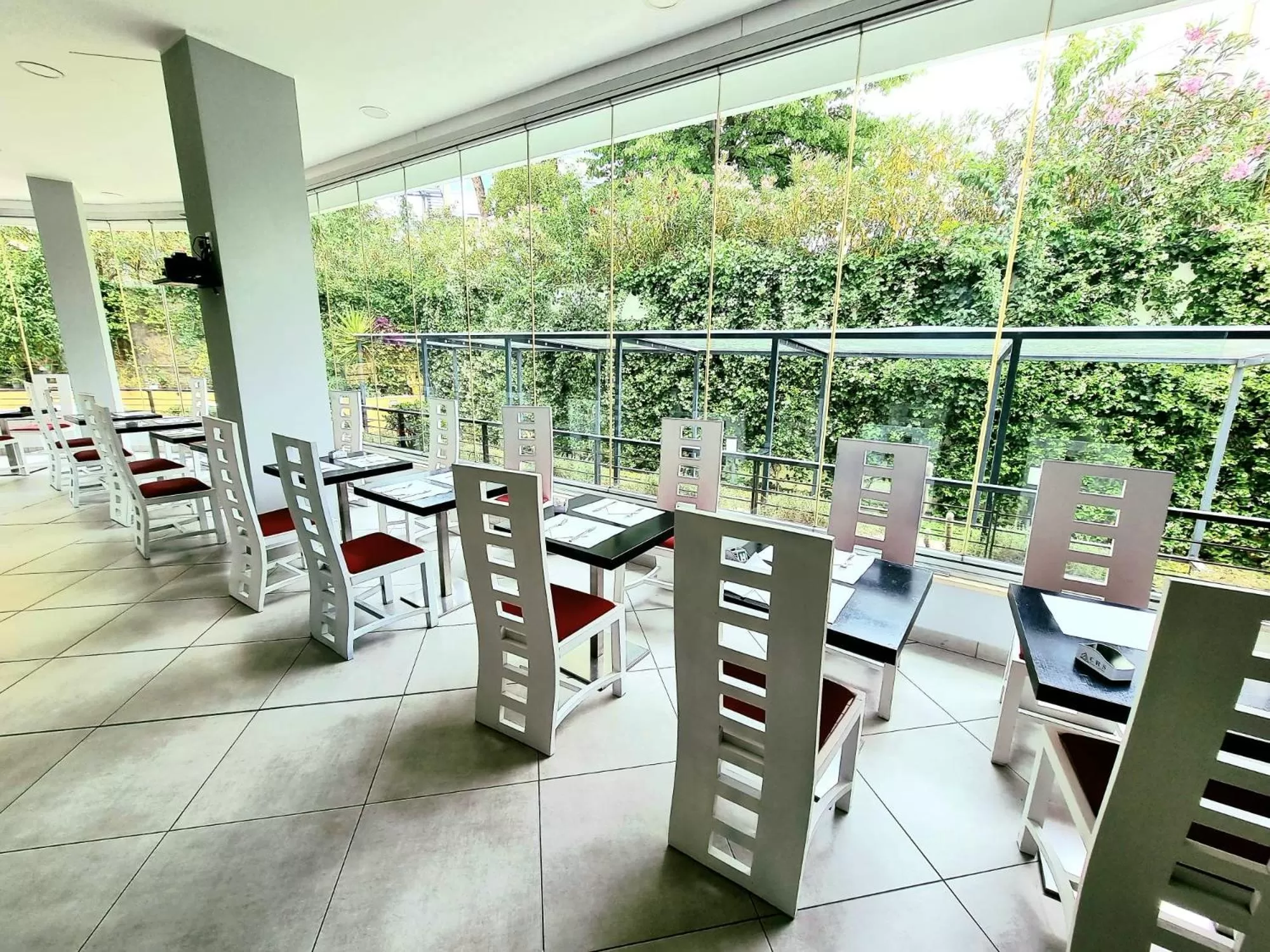 Restaurant/places to eat in Ginevra Palace Hotel