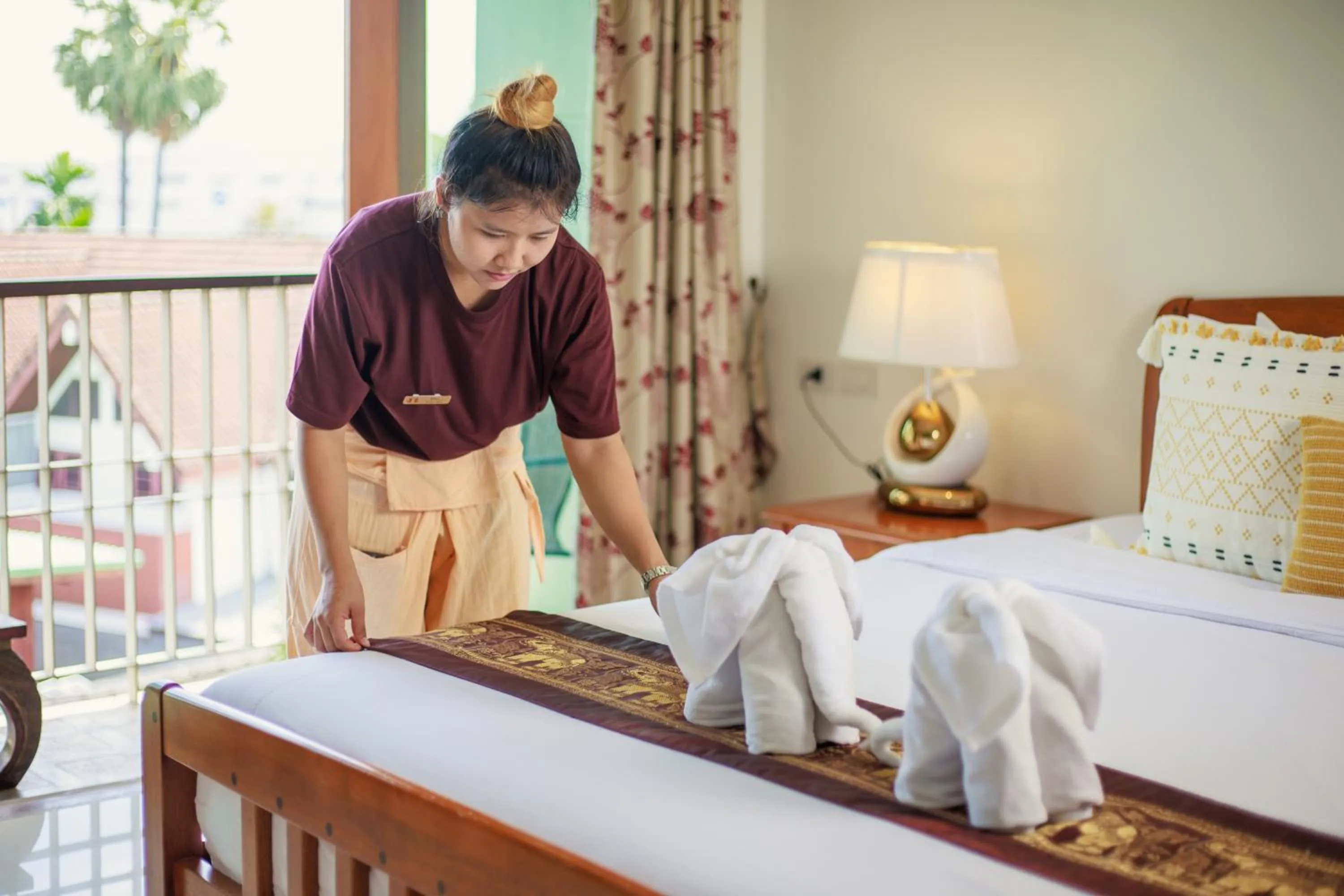 Staff, Bed in Rendezvous Classic House
