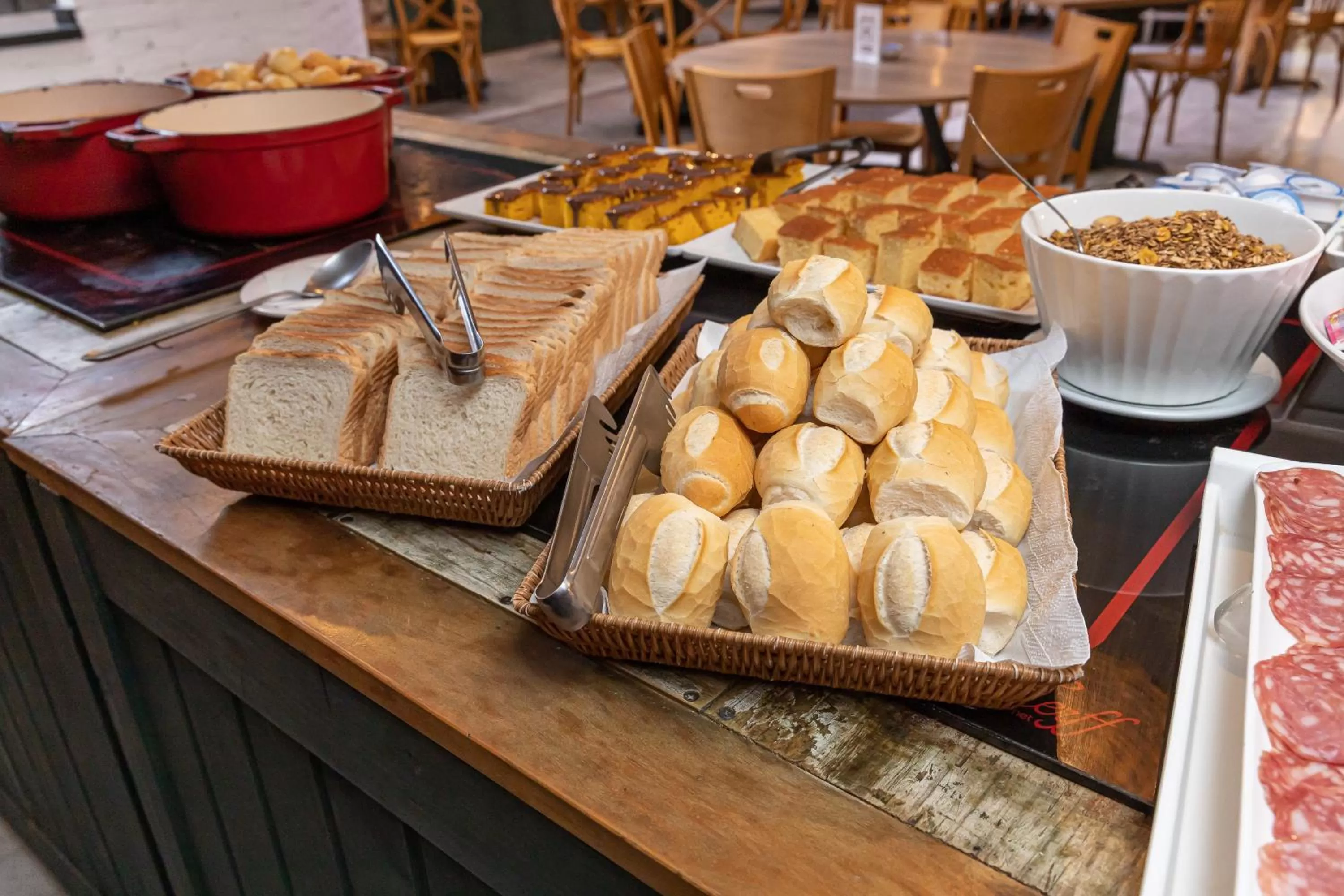 Breakfast in H4 La Residence Paulista