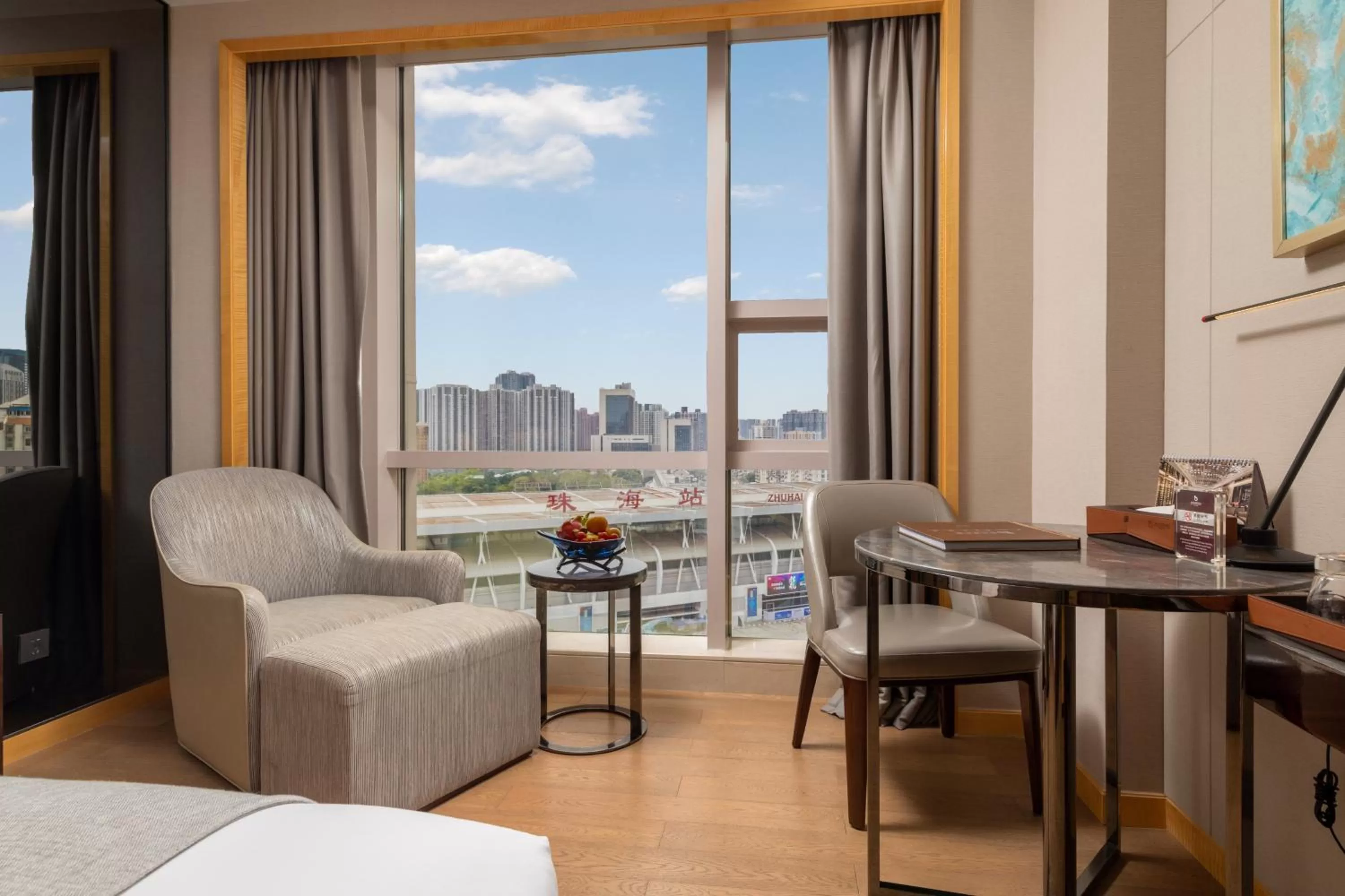 Zhuhai Longzhuda International Hotel - 24hours stay