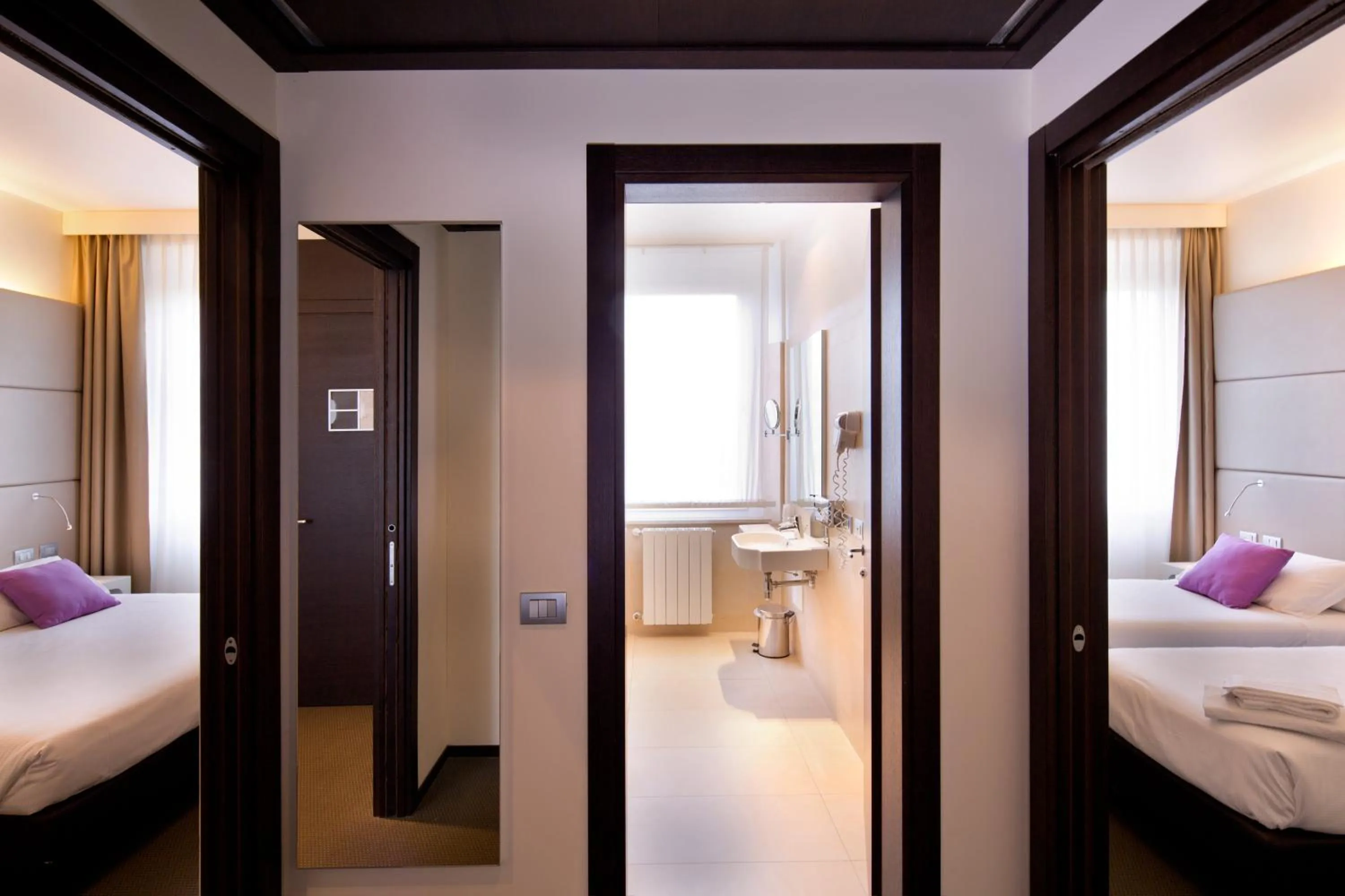 Photo of the whole room, Bed in TH Assisi - Hotel Cenacolo