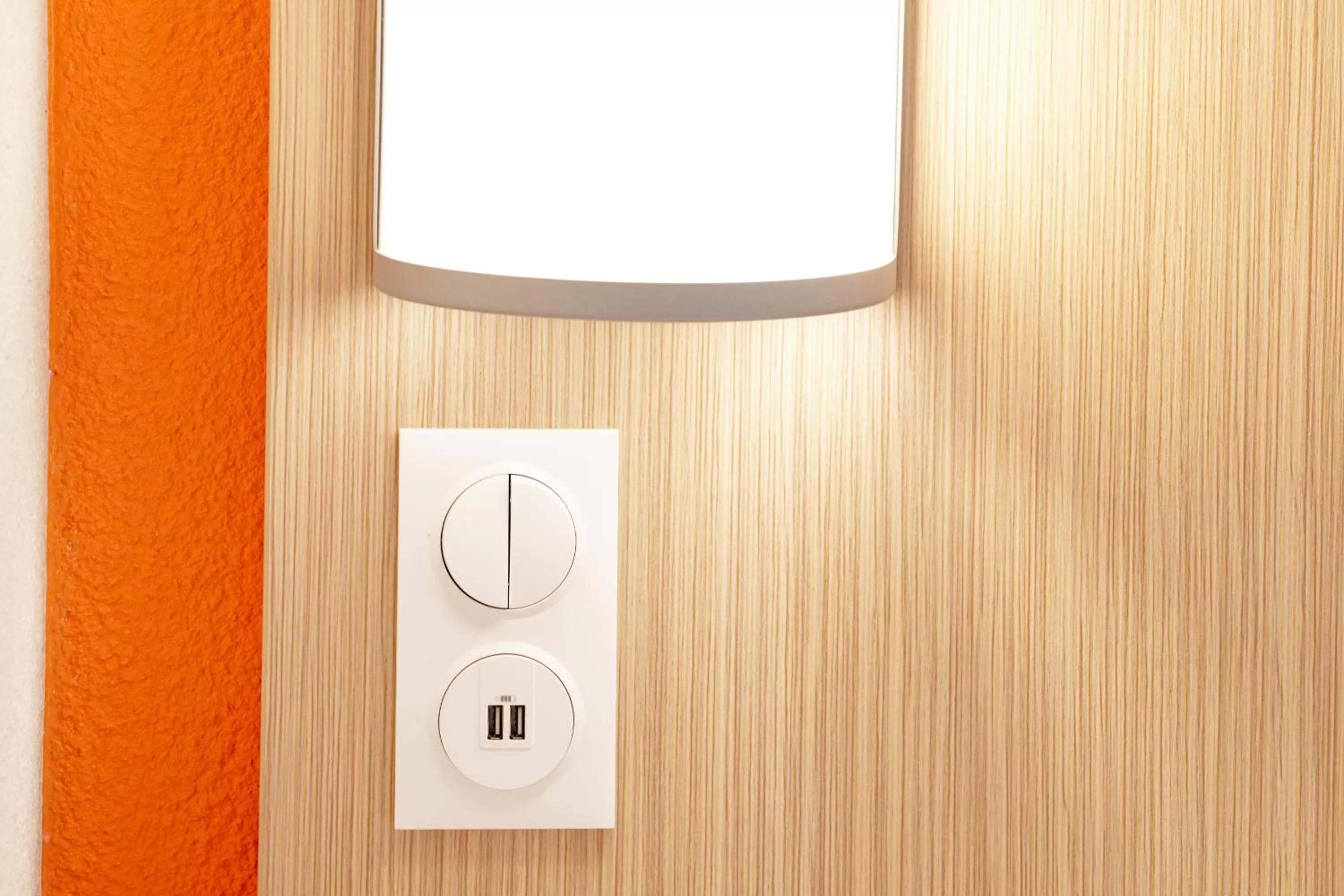 TV and multimedia in Premiere Classe Nancy Sud - Ludres