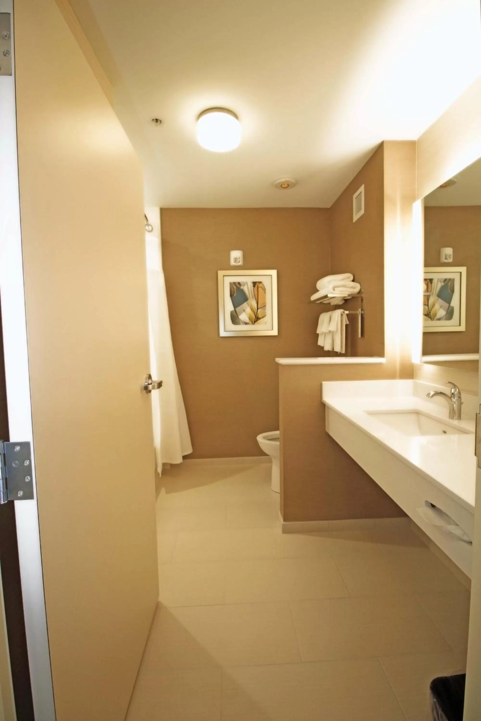 Bathroom in Fairfield Inn & Suites by Marriott London