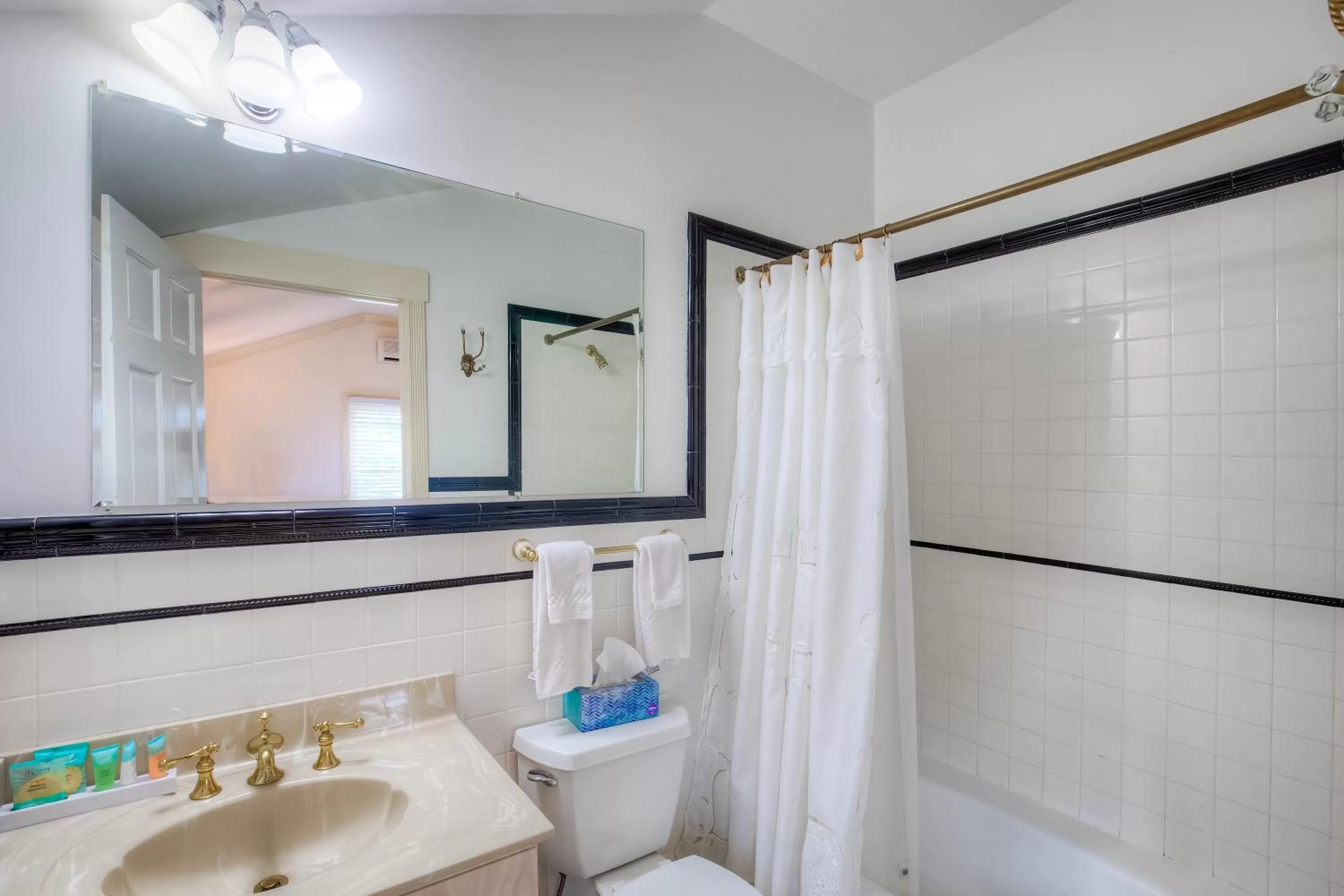 Bathroom in Elaine's Cape May Boutique Hotel