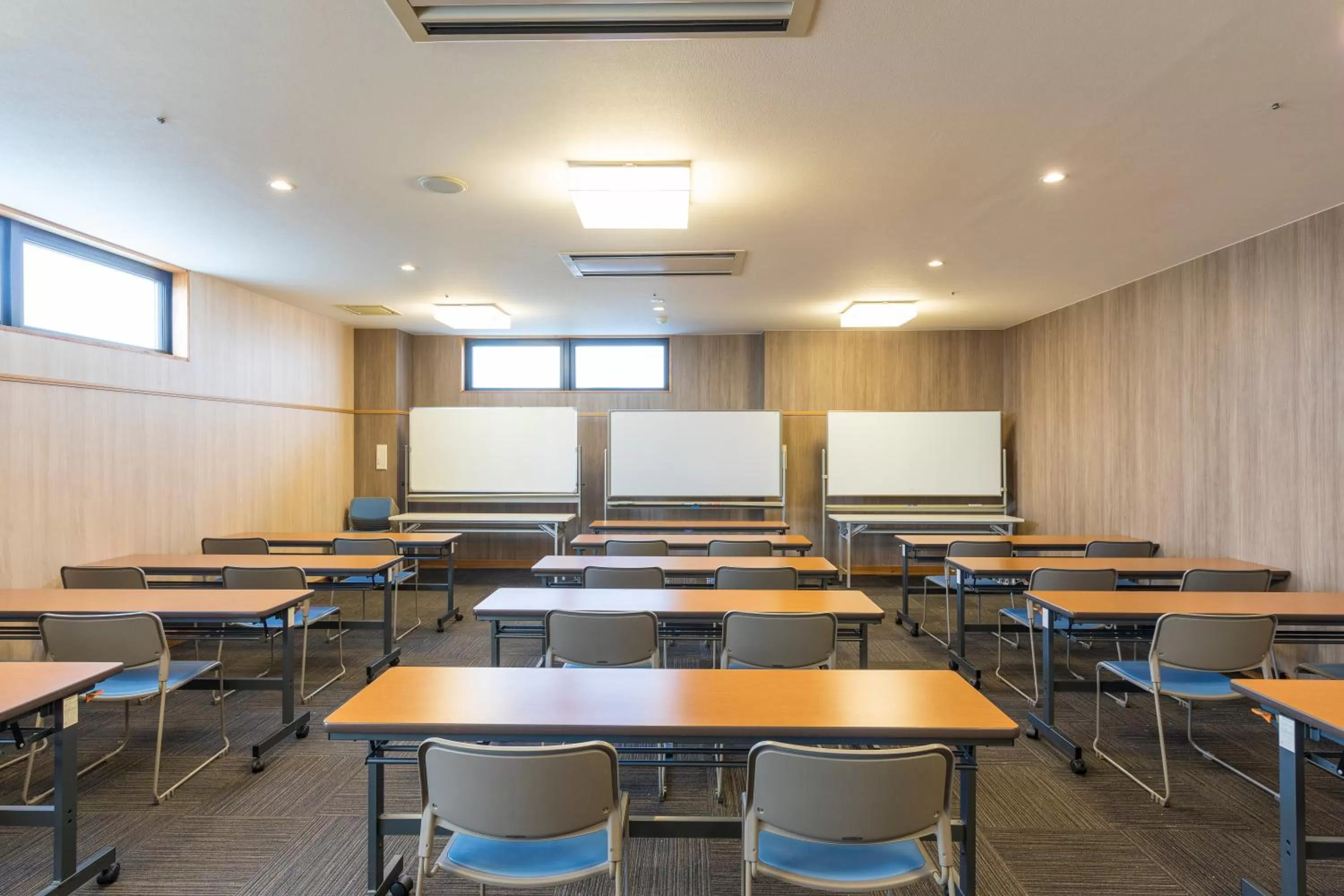 Meeting/conference room in Route Inn Grantia Hanyu Spa Resort