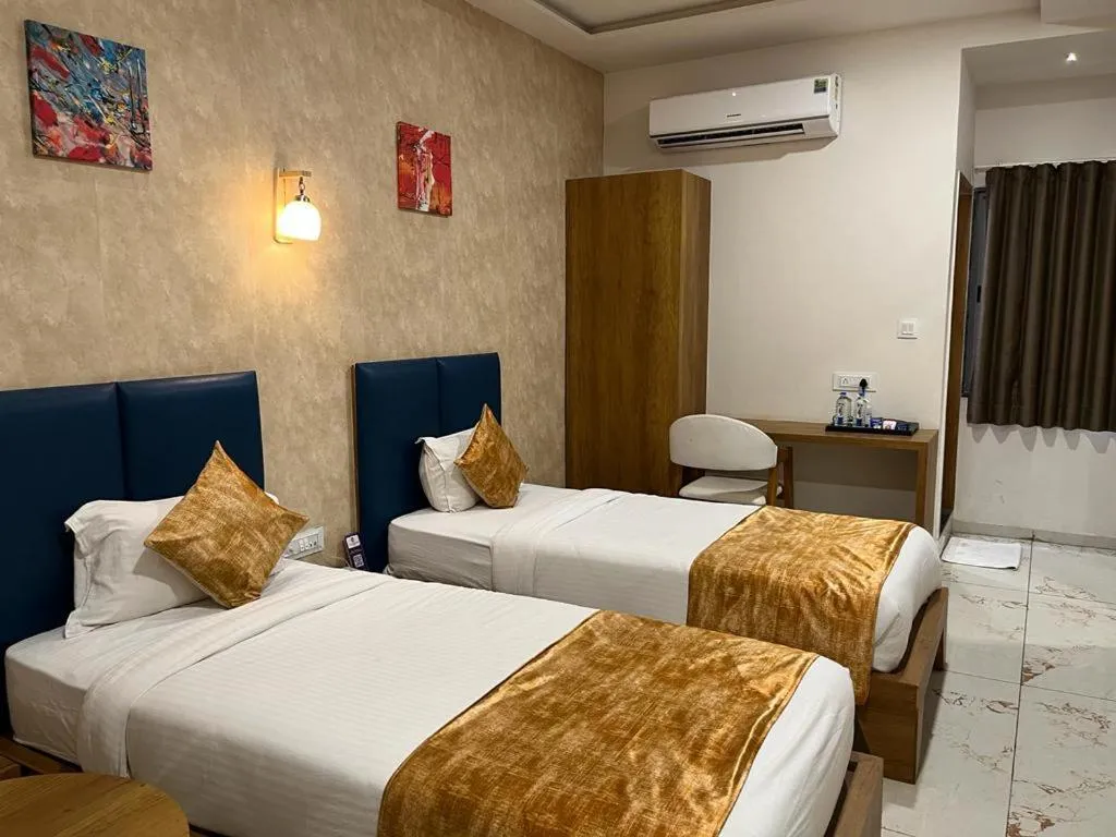 Click Hotel Tulsi Jamnagar 7 mins from Reliance Industrial Township