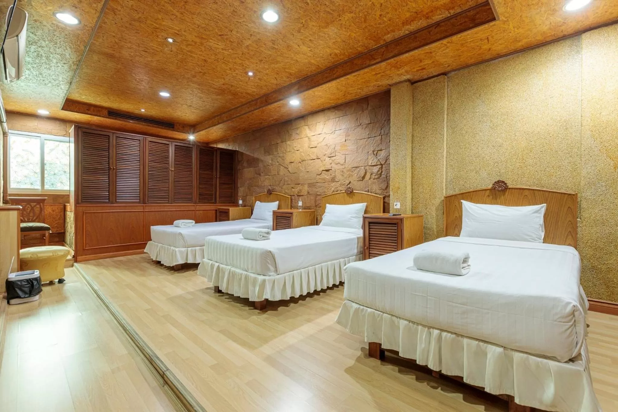 Bedroom, Bed in PJ Watergate Hotel