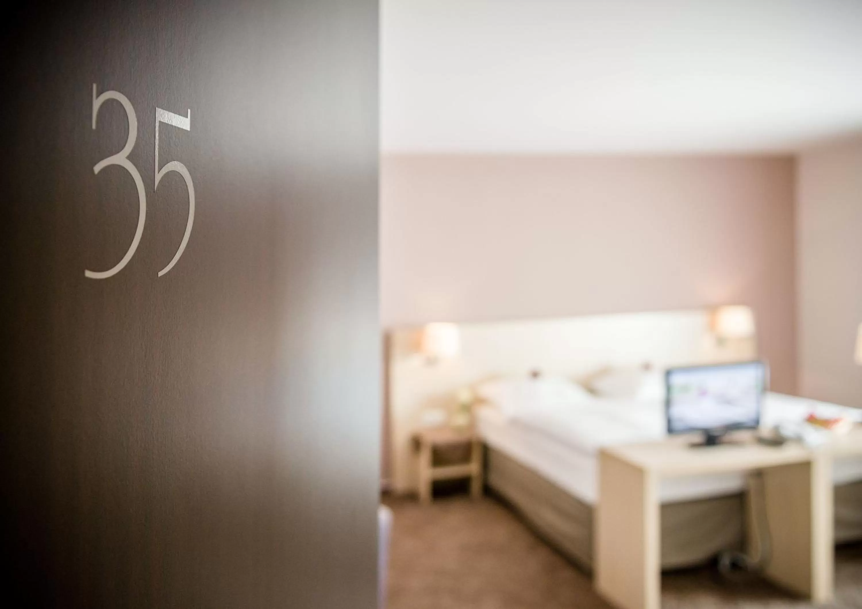 Comfort Double or Twin Room - single occupancy in Hotel Hilling